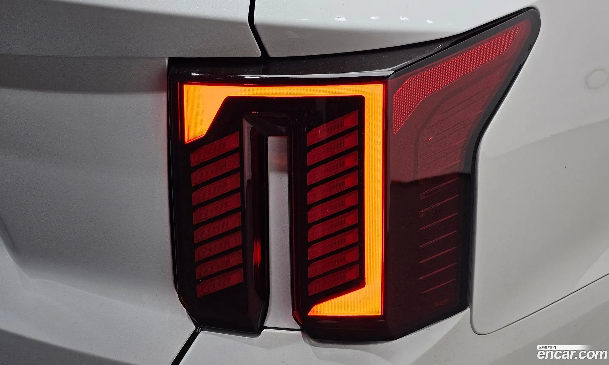 Kia Sorento 2024 KNARK81GDRA327267 — 28