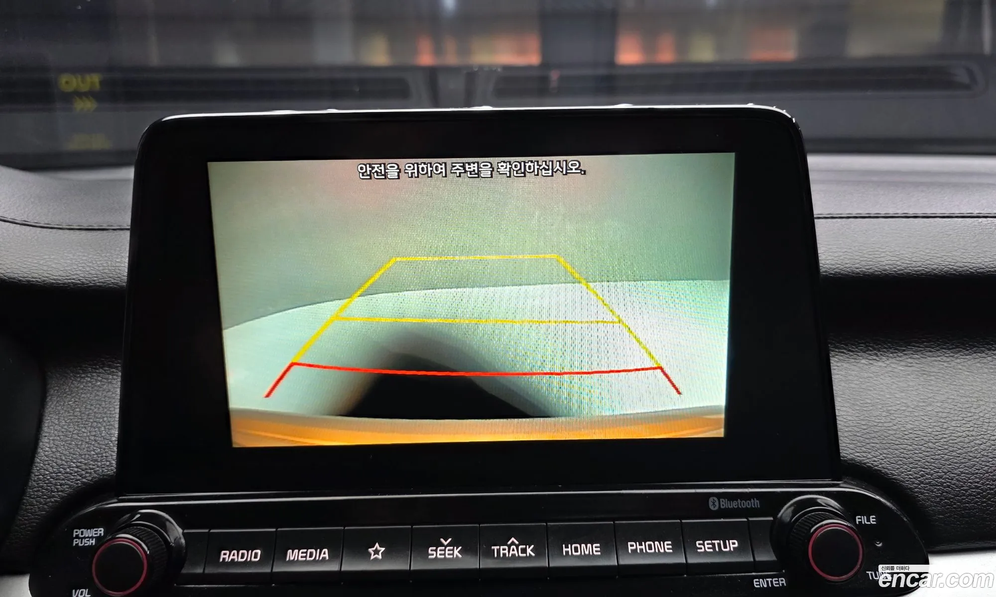 Kia K3 2019 — 17