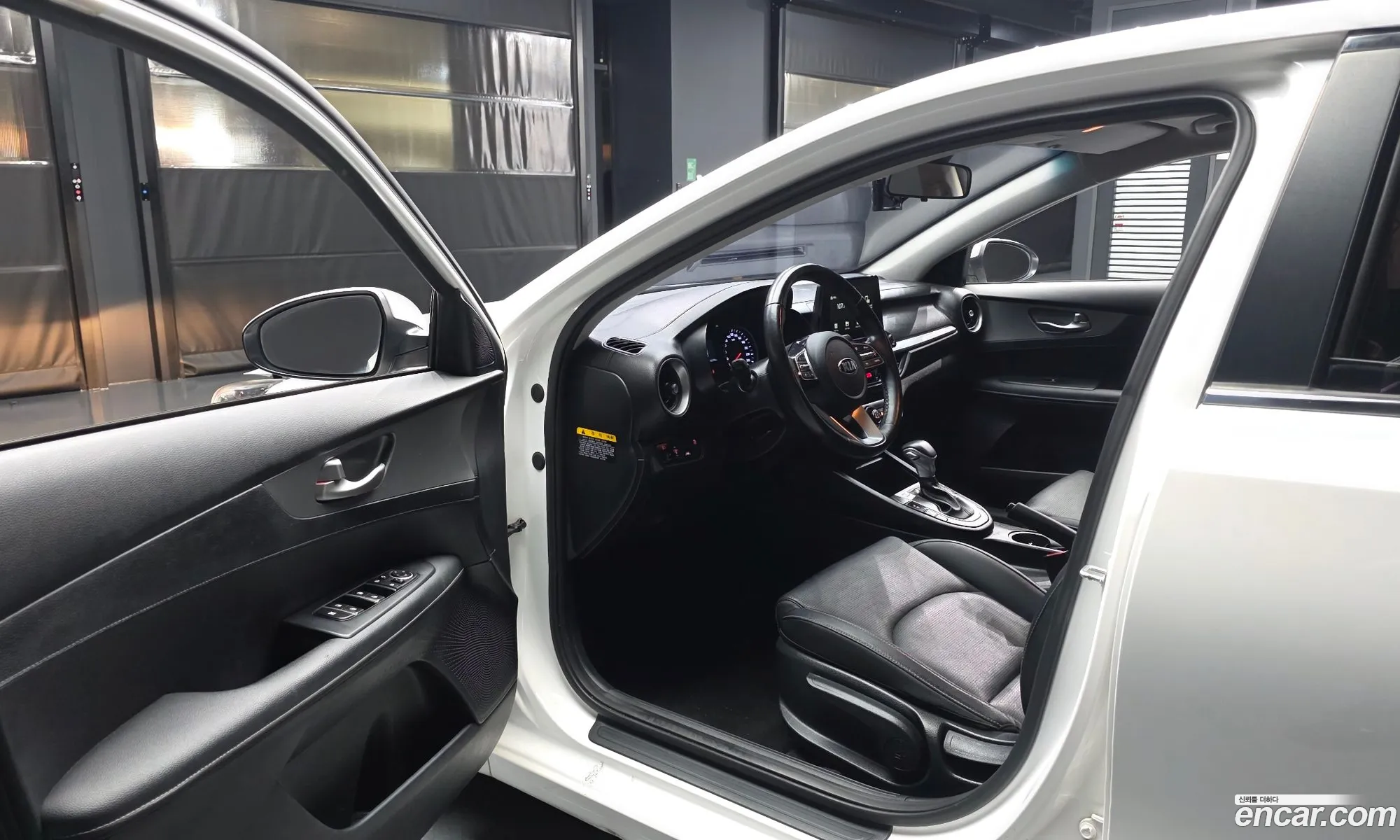Kia K3 2019 — 6