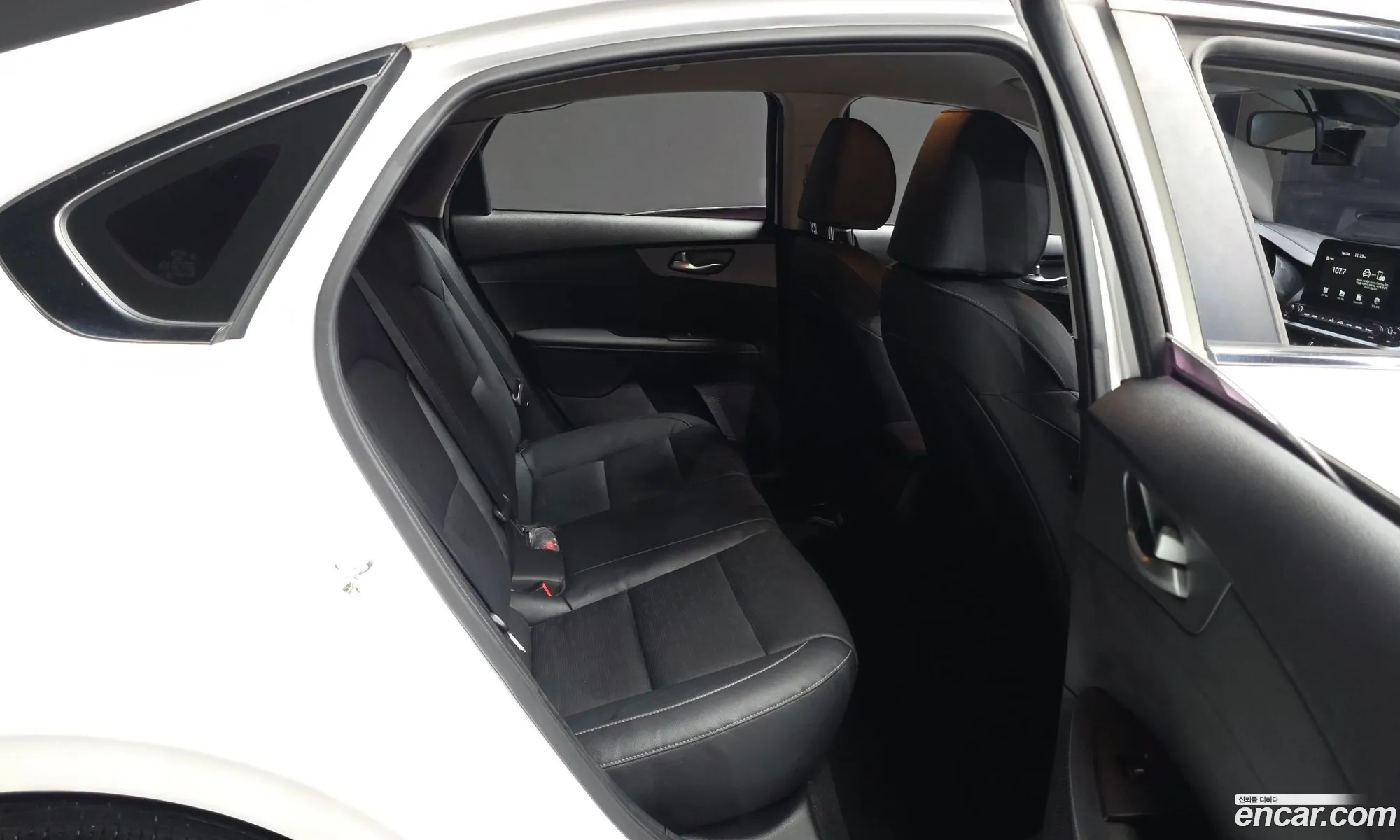 Kia K3 2019 — 13