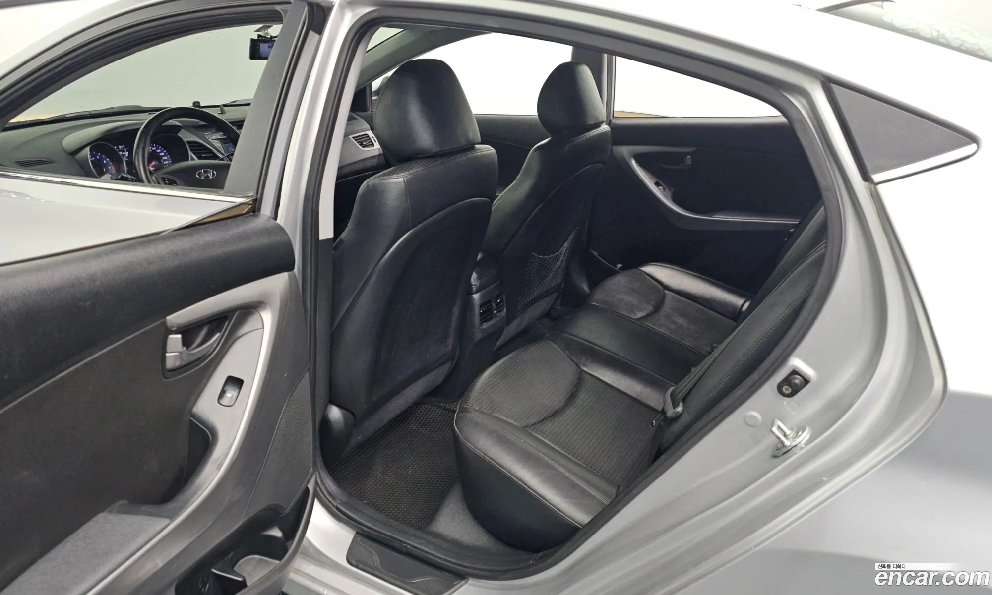 Hyundai Elantra MD 2013 KMHDG41DBEU955375 — 20