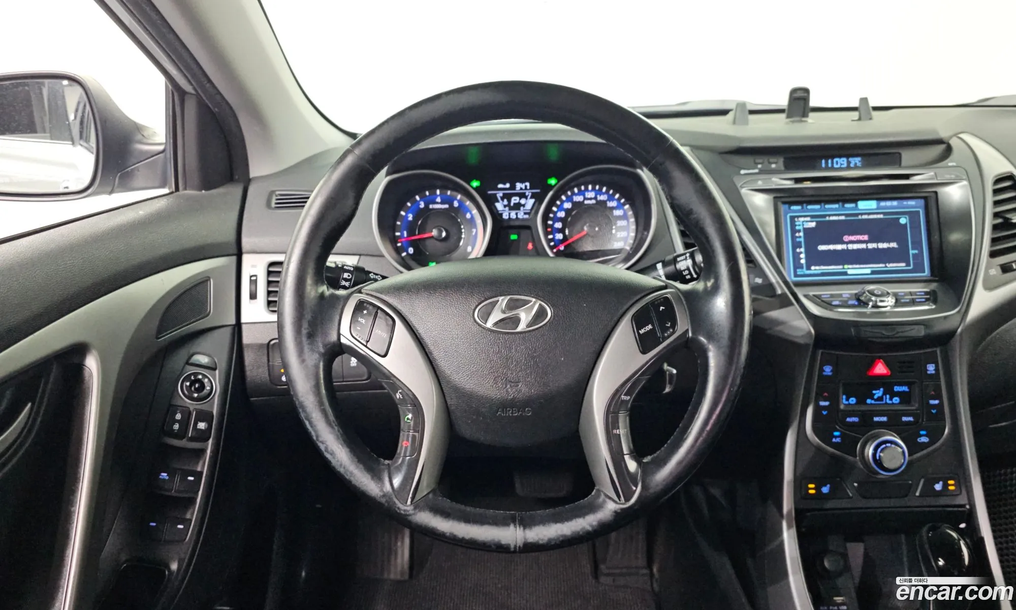 Hyundai Elantra MD 2013 KMHDG41DBEU955375 — 19