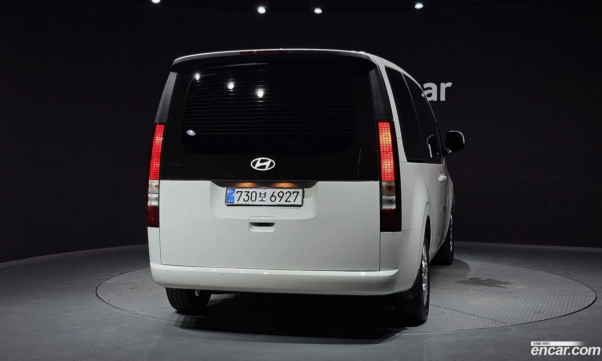 Hyundai Staria 2025 — 15