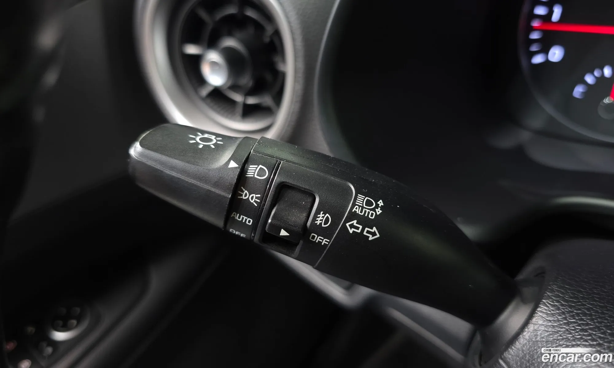 Kia K3 2018 — 29