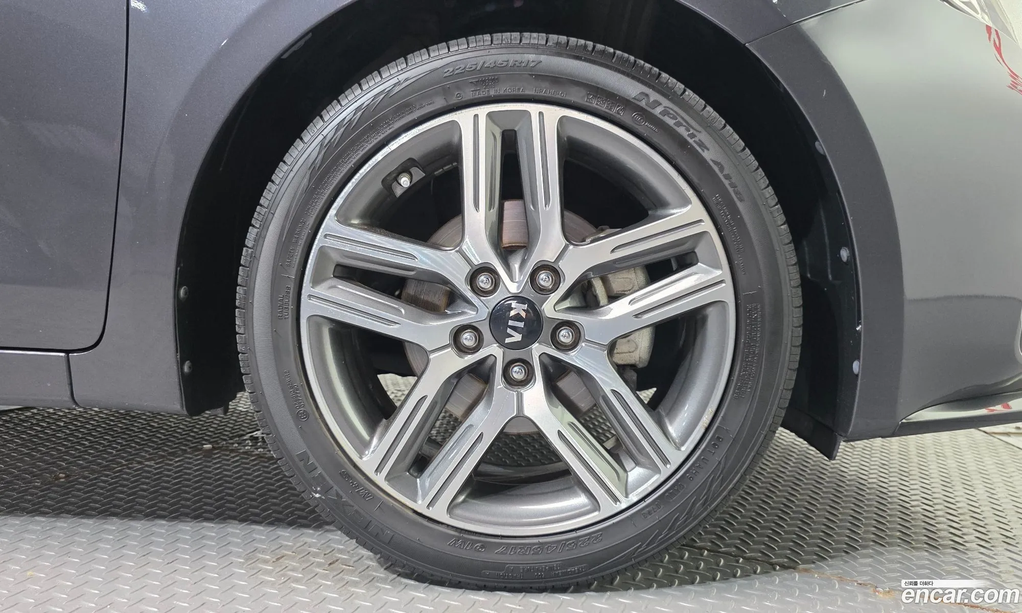 Kia K3 2018 — 28