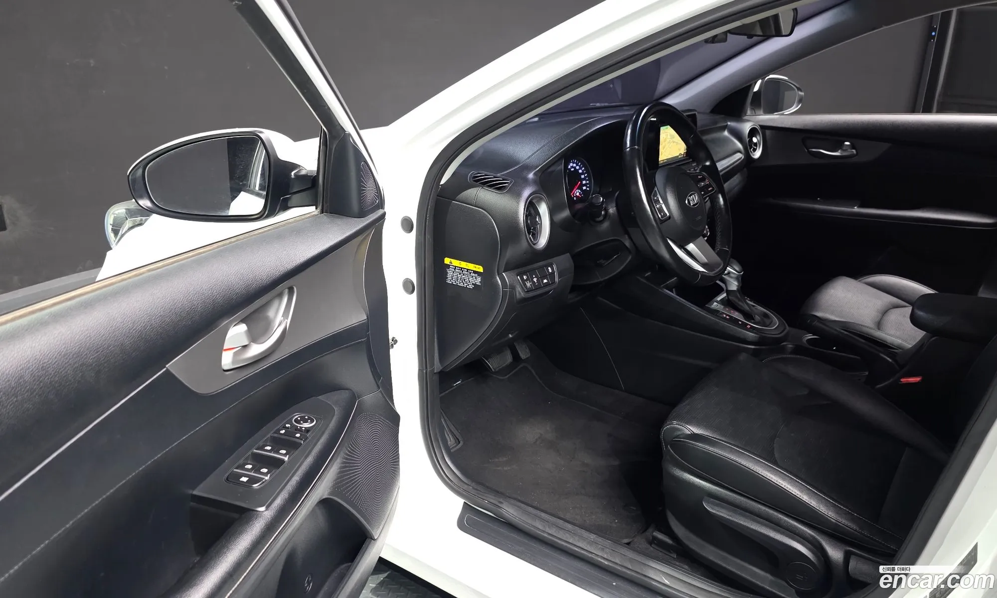 Kia K3 2019 — 16