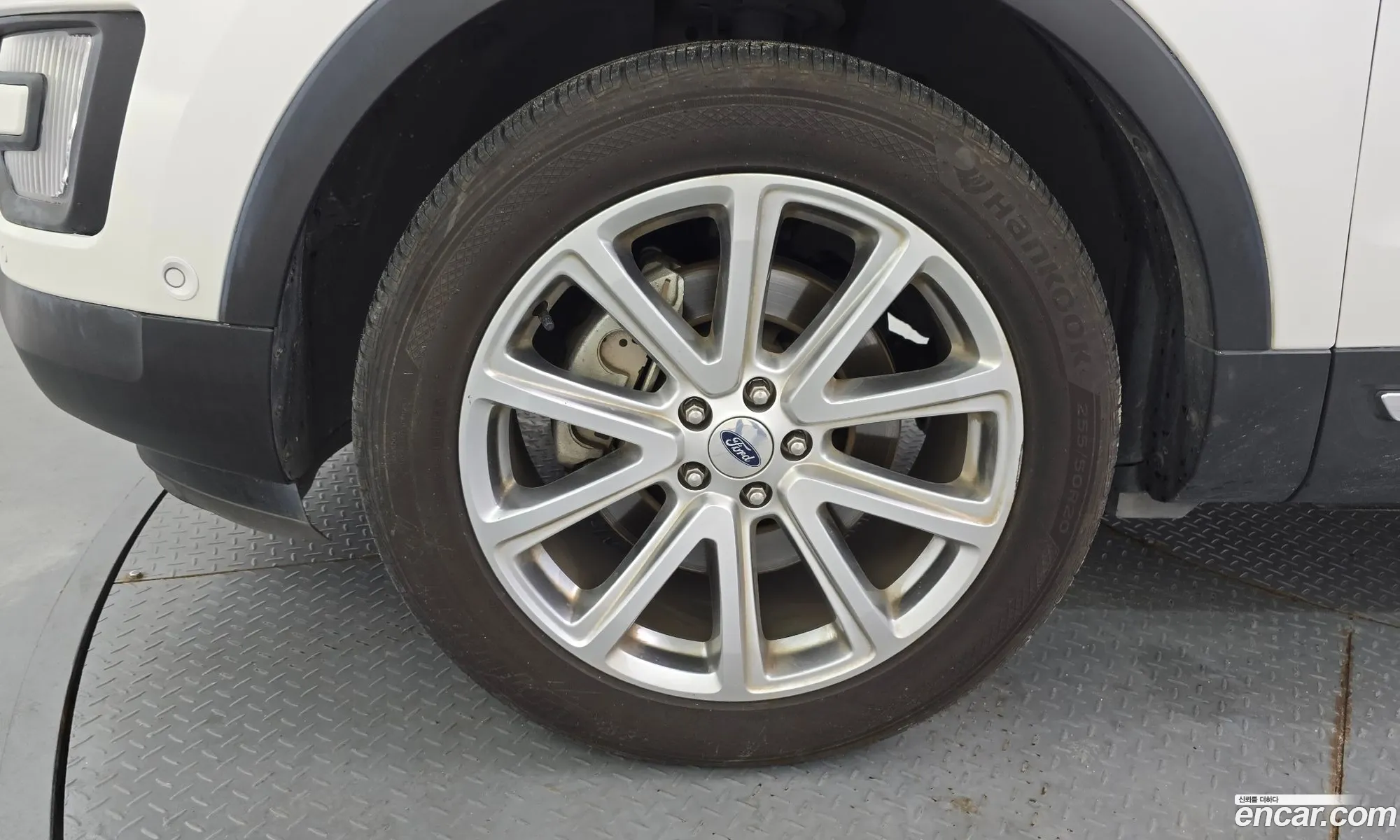 Ford Explorer 2016 — 2