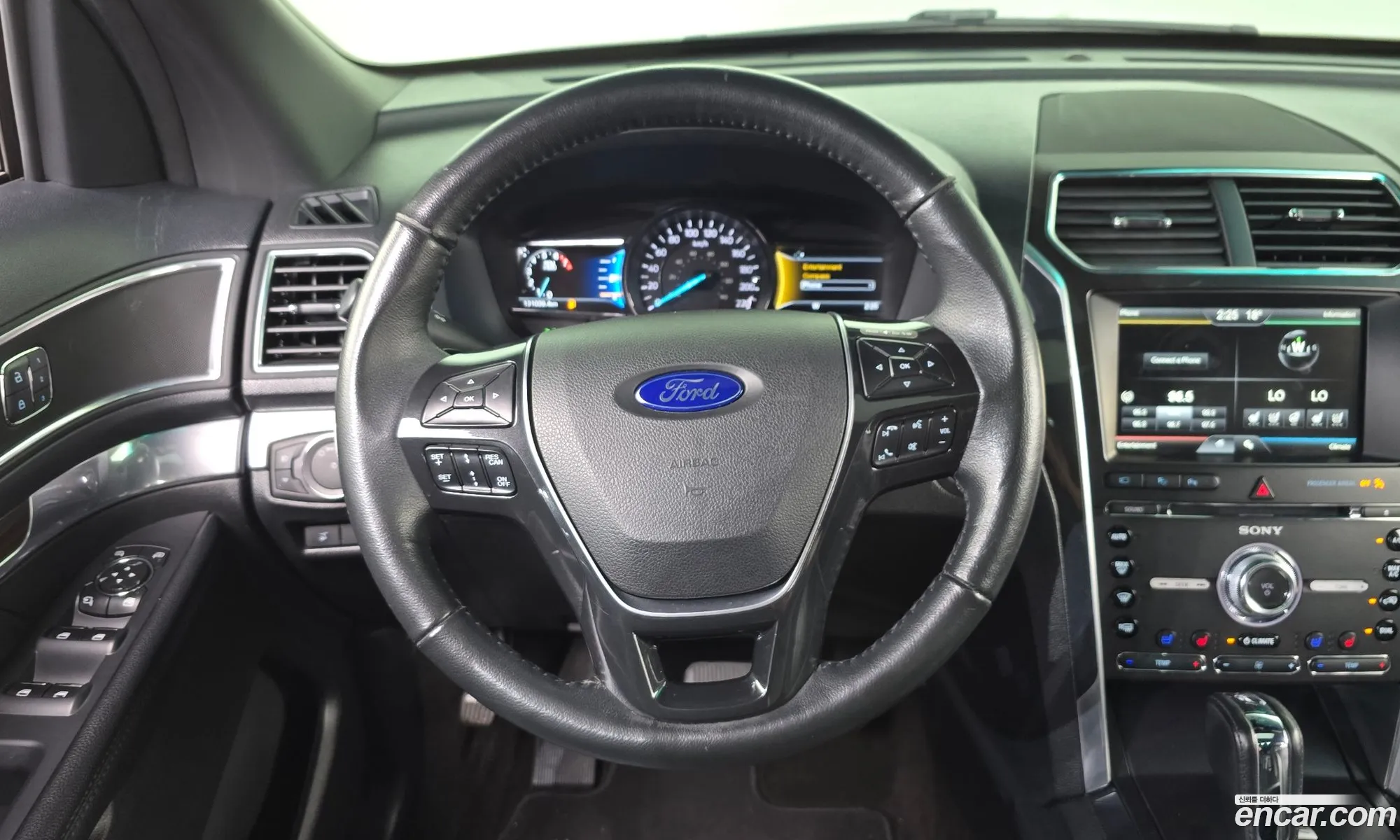 Ford Explorer 2016 — 10