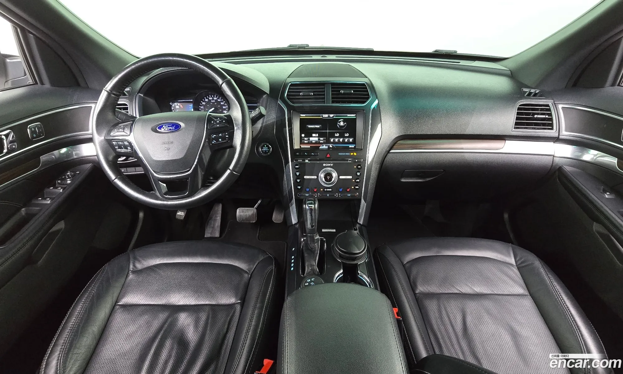 Ford Explorer 2016 — 12