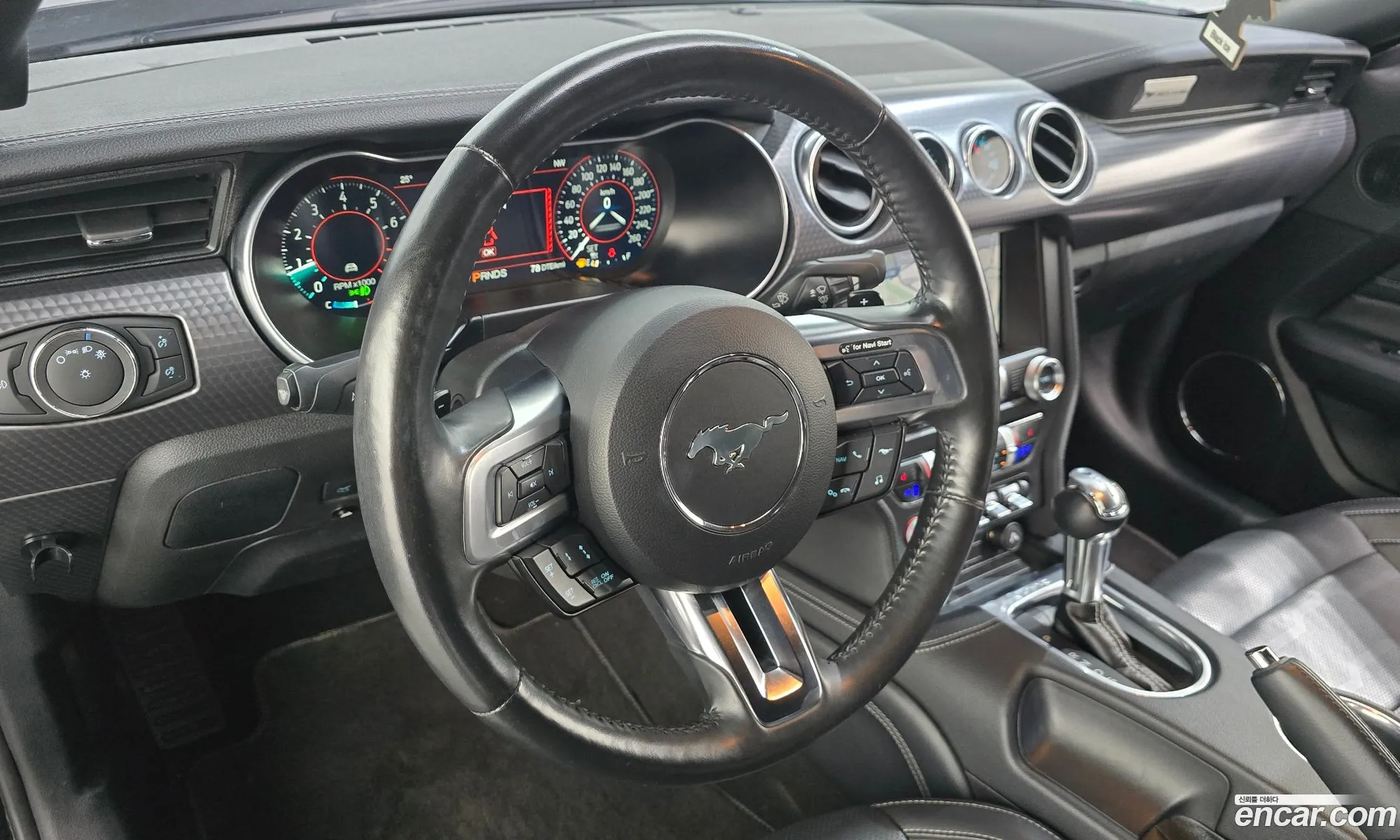 Ford Mustang 2019 1FA6P8TH8K5128200 — 11