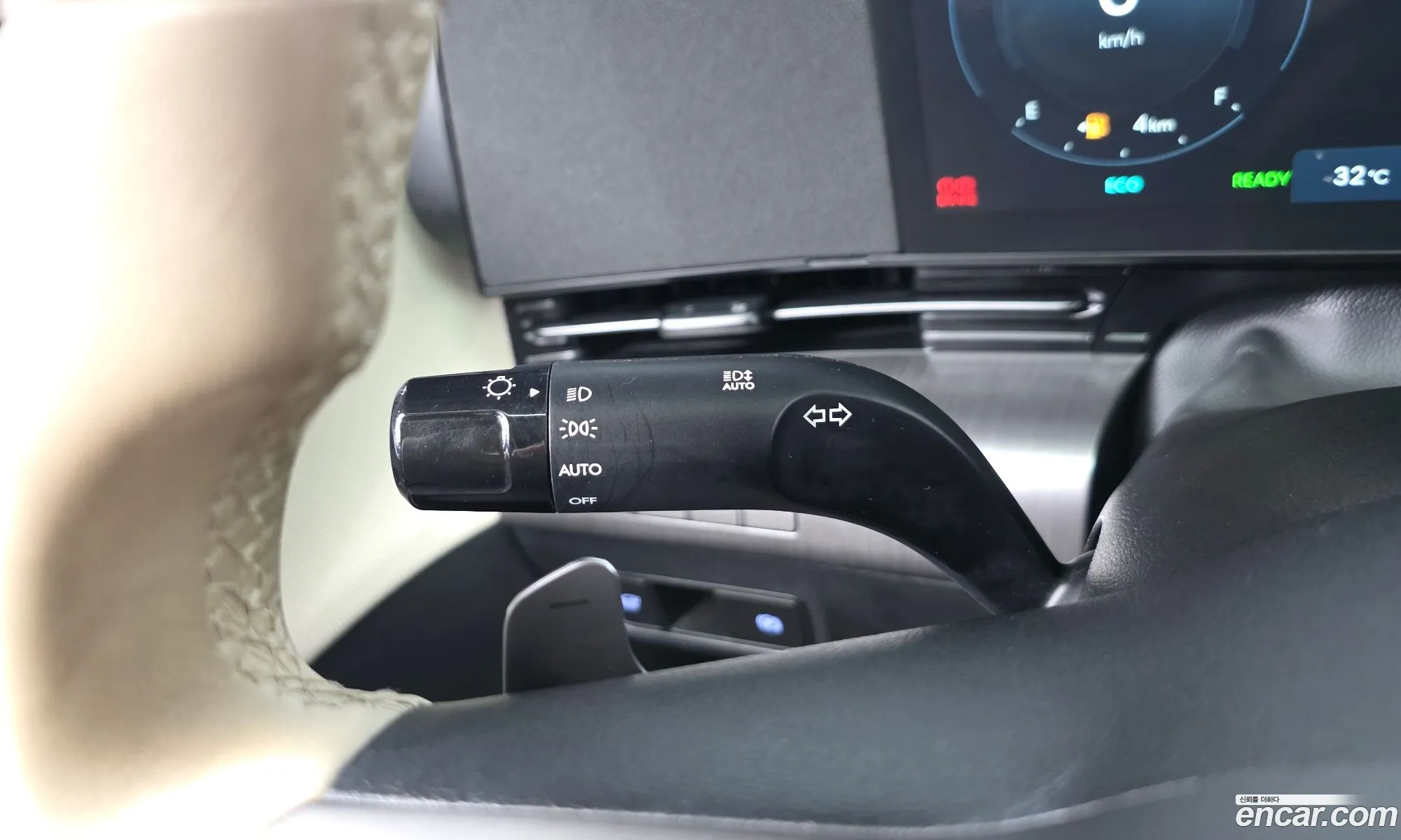 Hyundai Kona Hybrid 2023 — 25