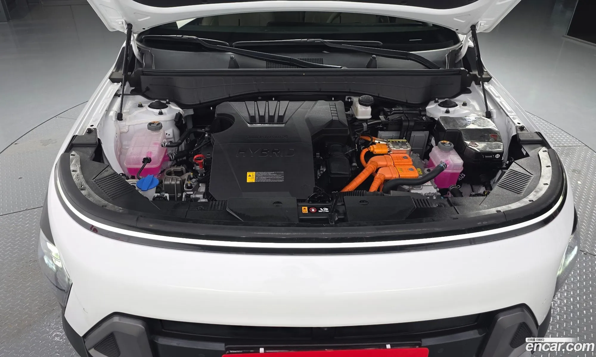 Hyundai Kona Hybrid 2023 — 10