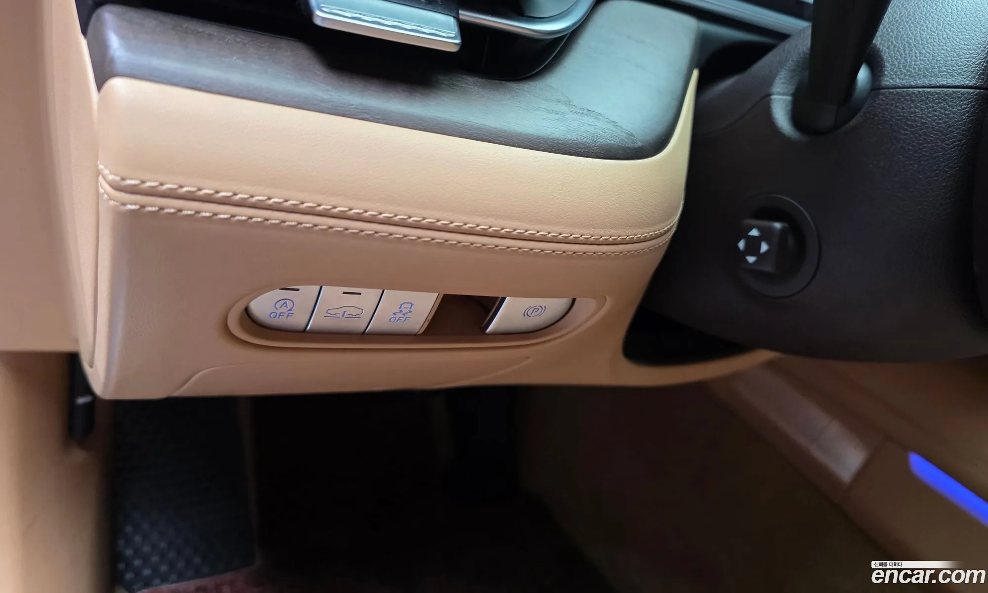 Genesis G90 2023 — 24