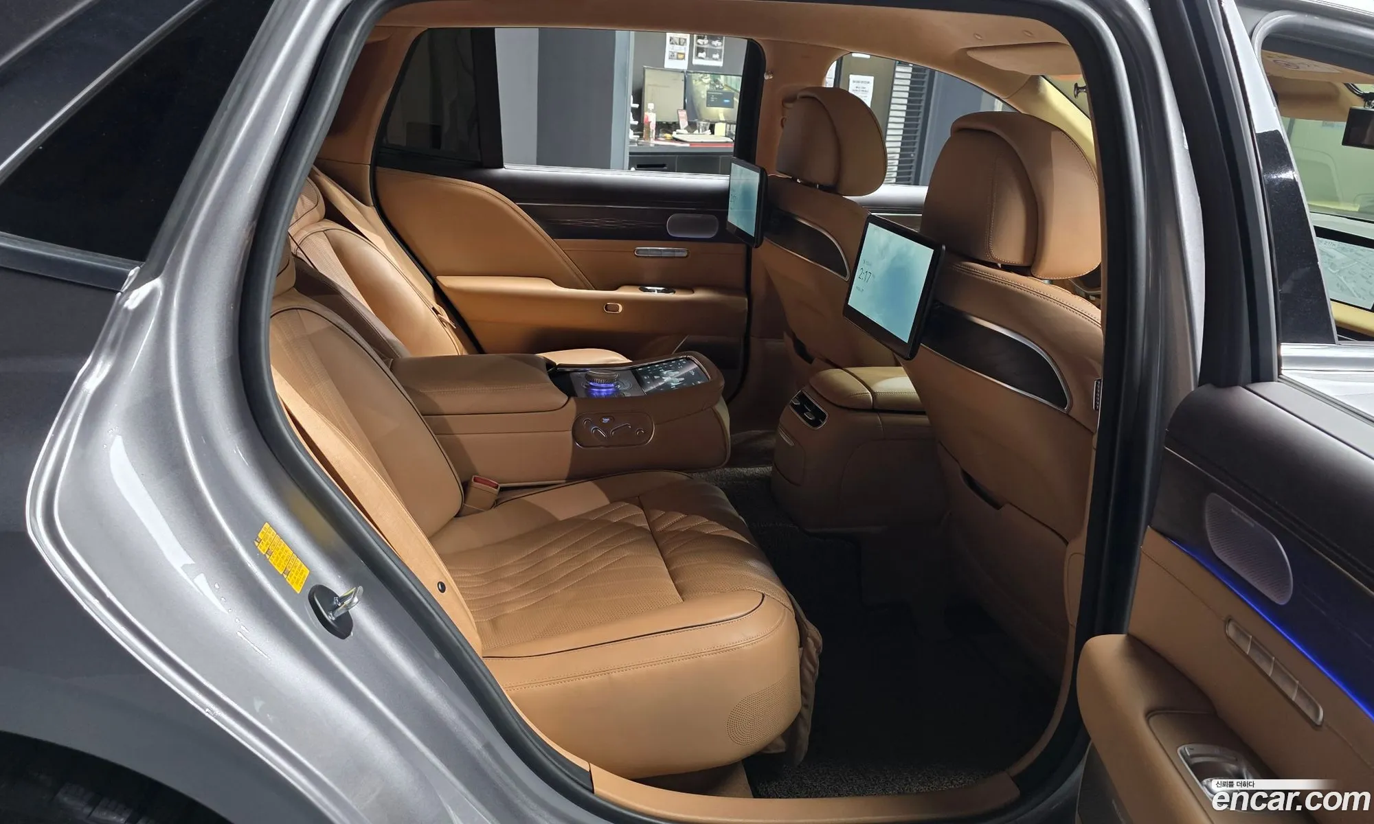 Genesis G90 2023 — 40