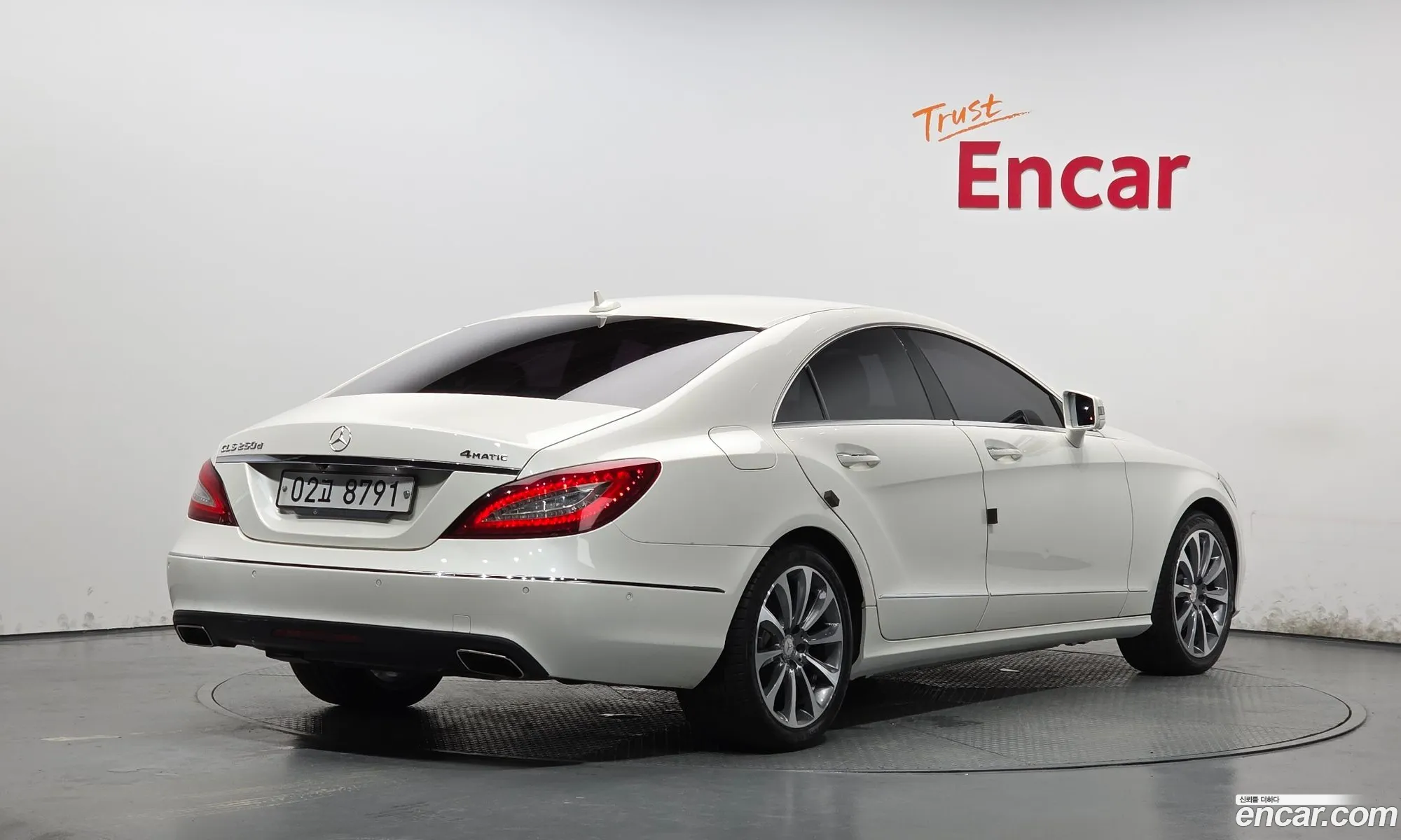 Mercedes-Benz CLS-Class W218 2016 — 23