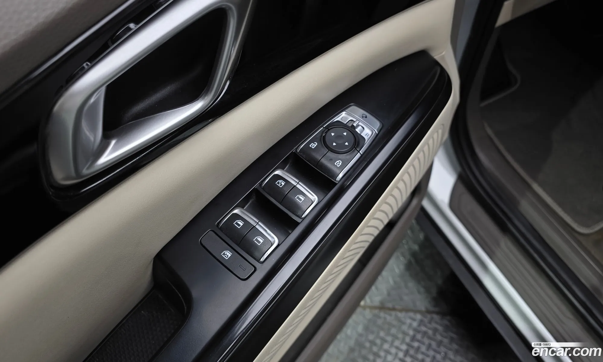 Kia Carnival 2022 KNANB81BBPS201269 — 25