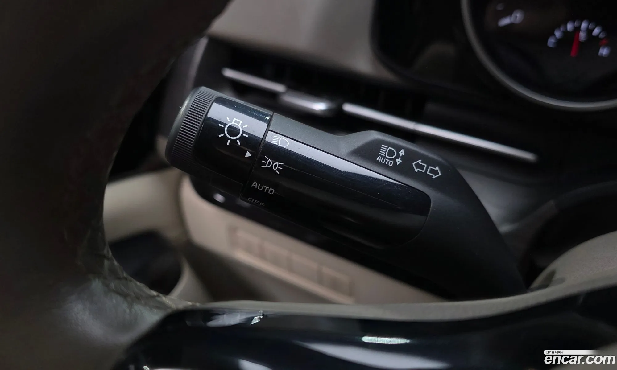 Kia Carnival 2022 KNANB81BBPS201269 — 11
