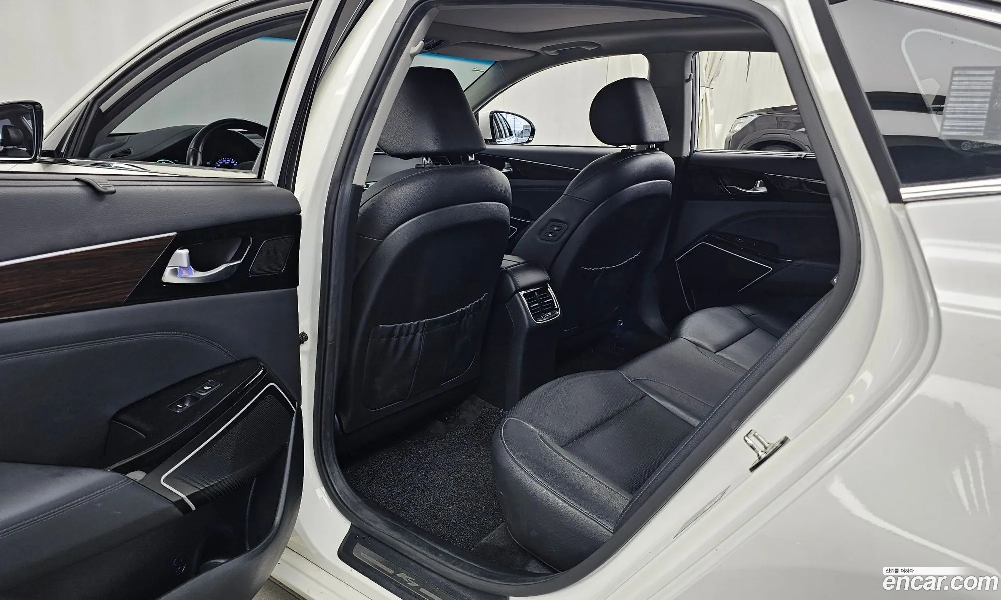 Kia K7 Hybrid