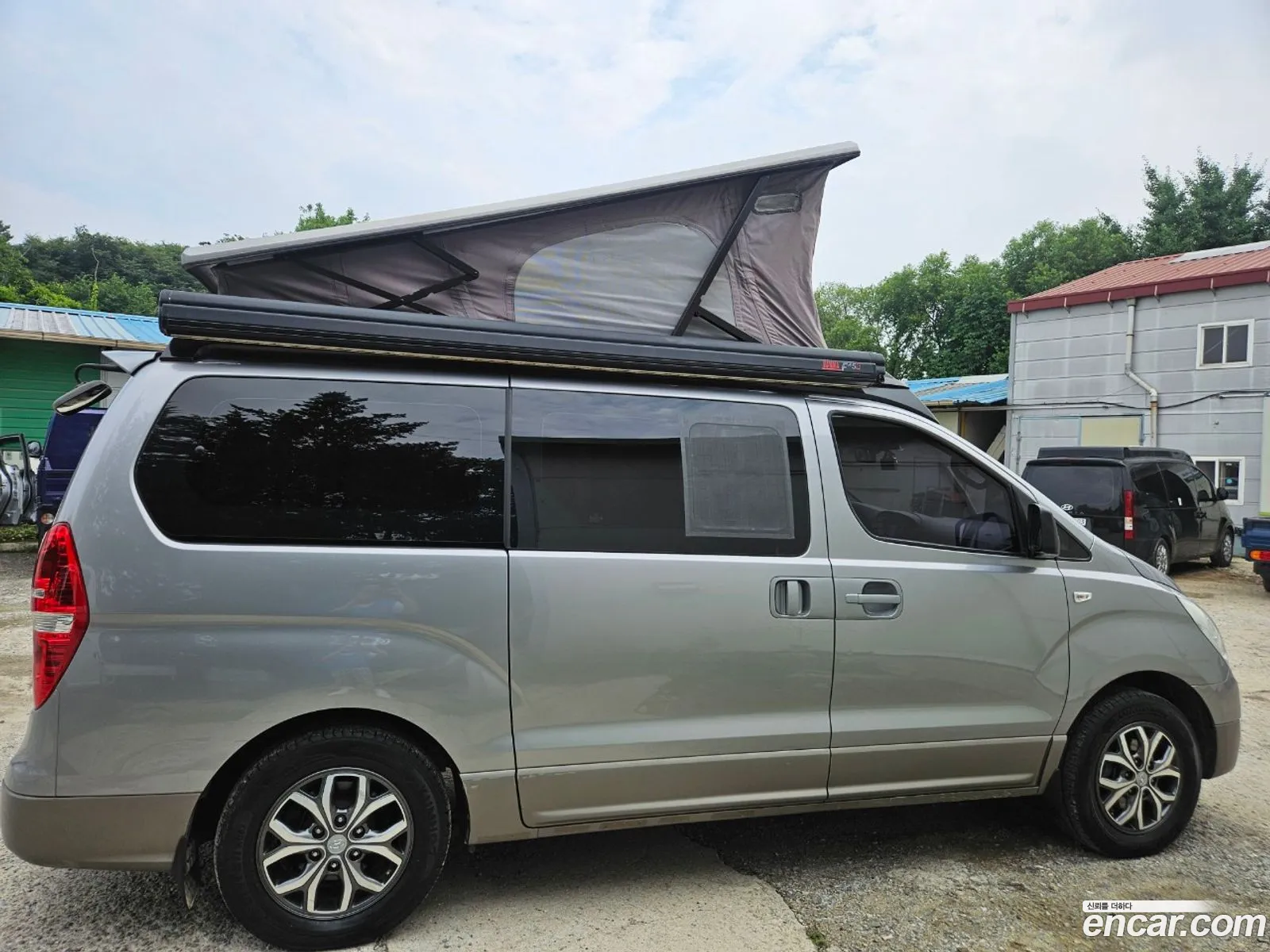 Hyundai Grand Starex 2017 — 10