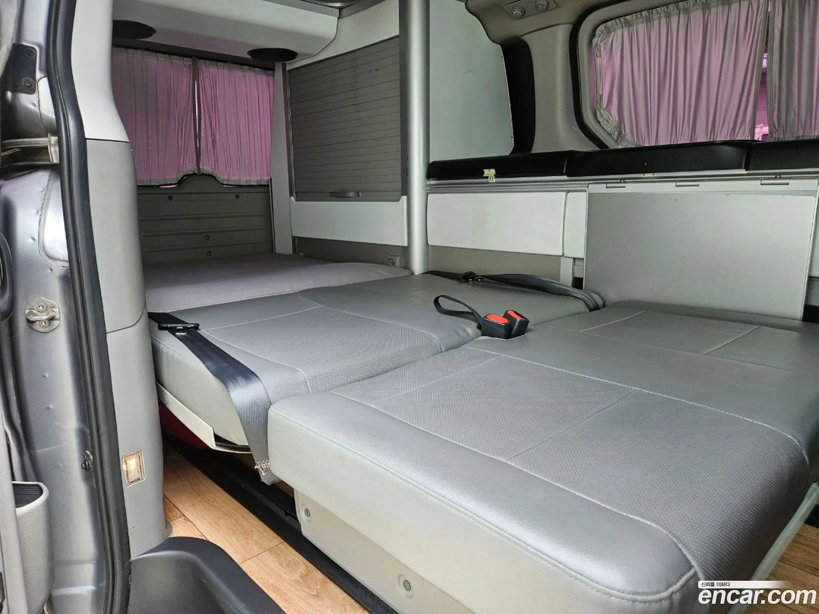 Hyundai Grand Starex 2017 — 12