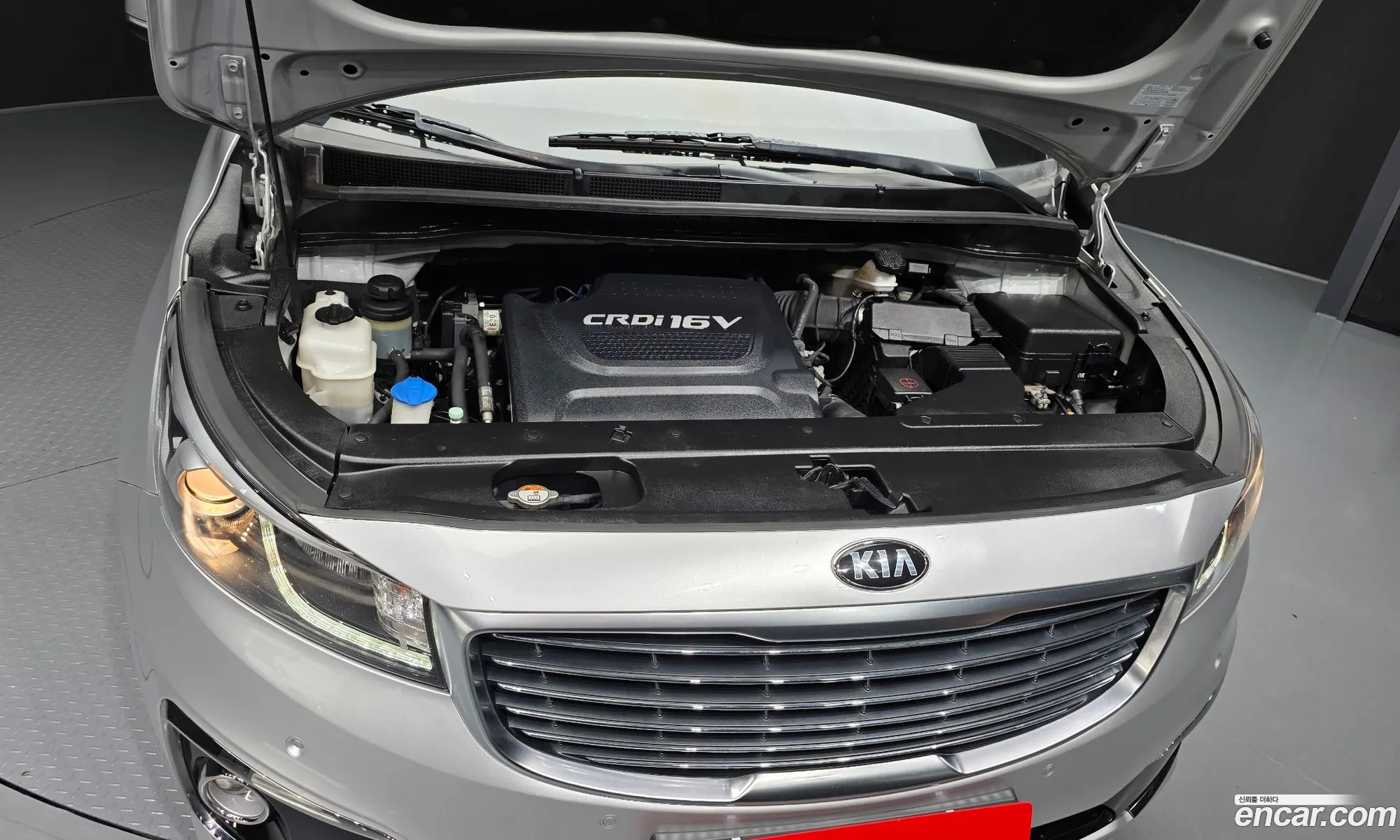 Kia Carnival 2016 KNAMB81ABHS280036 — 16