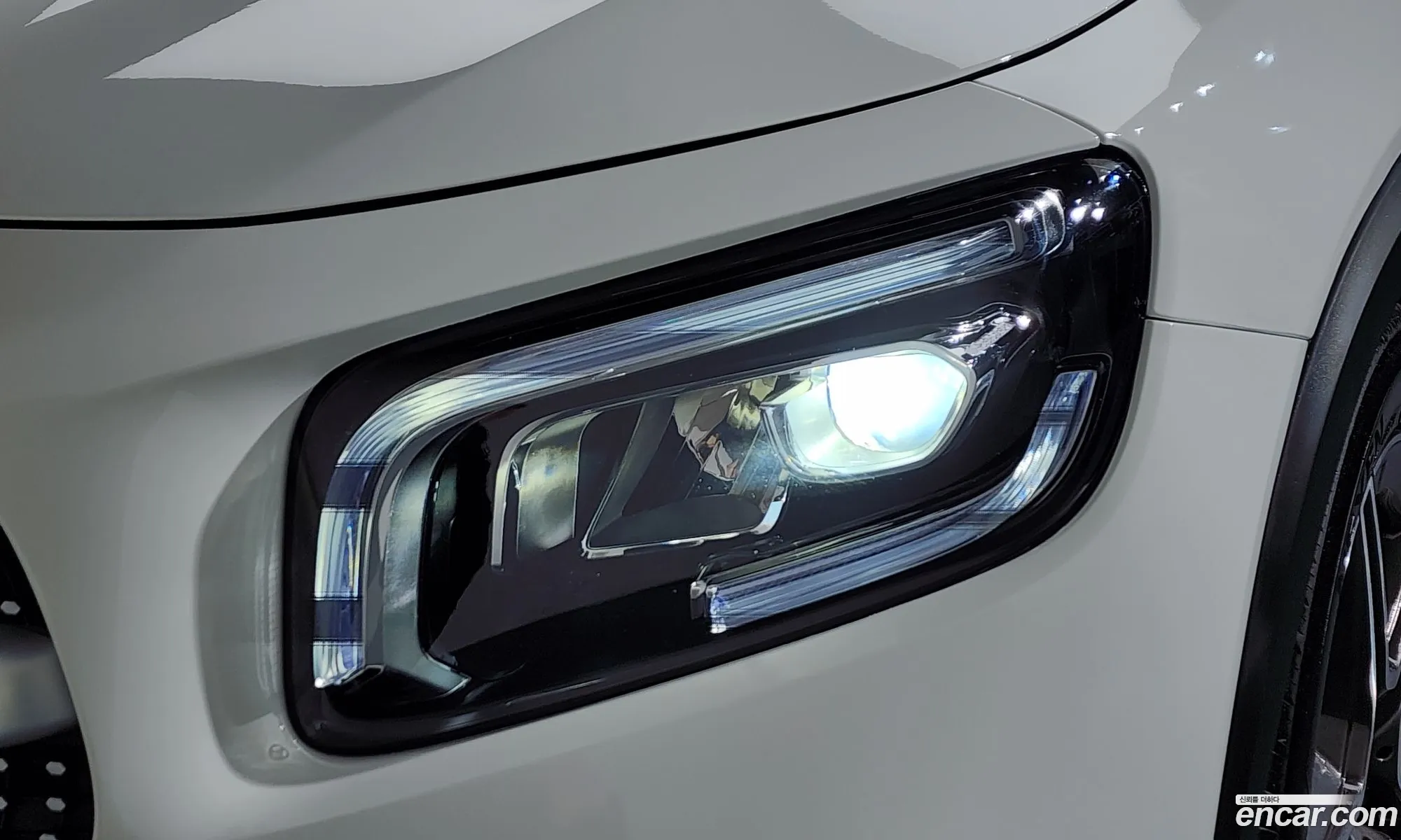 Mercedes-Benz GLB-Class X247 2023 — 23