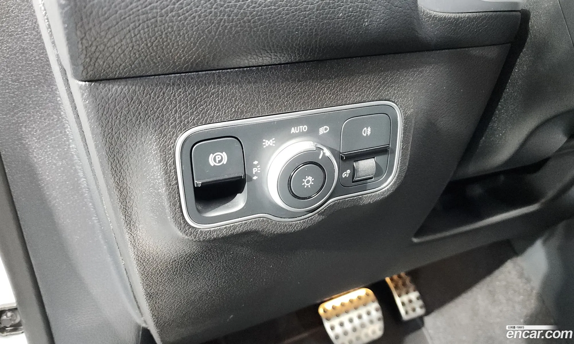Mercedes-Benz GLB-Class X247 2023 — 29