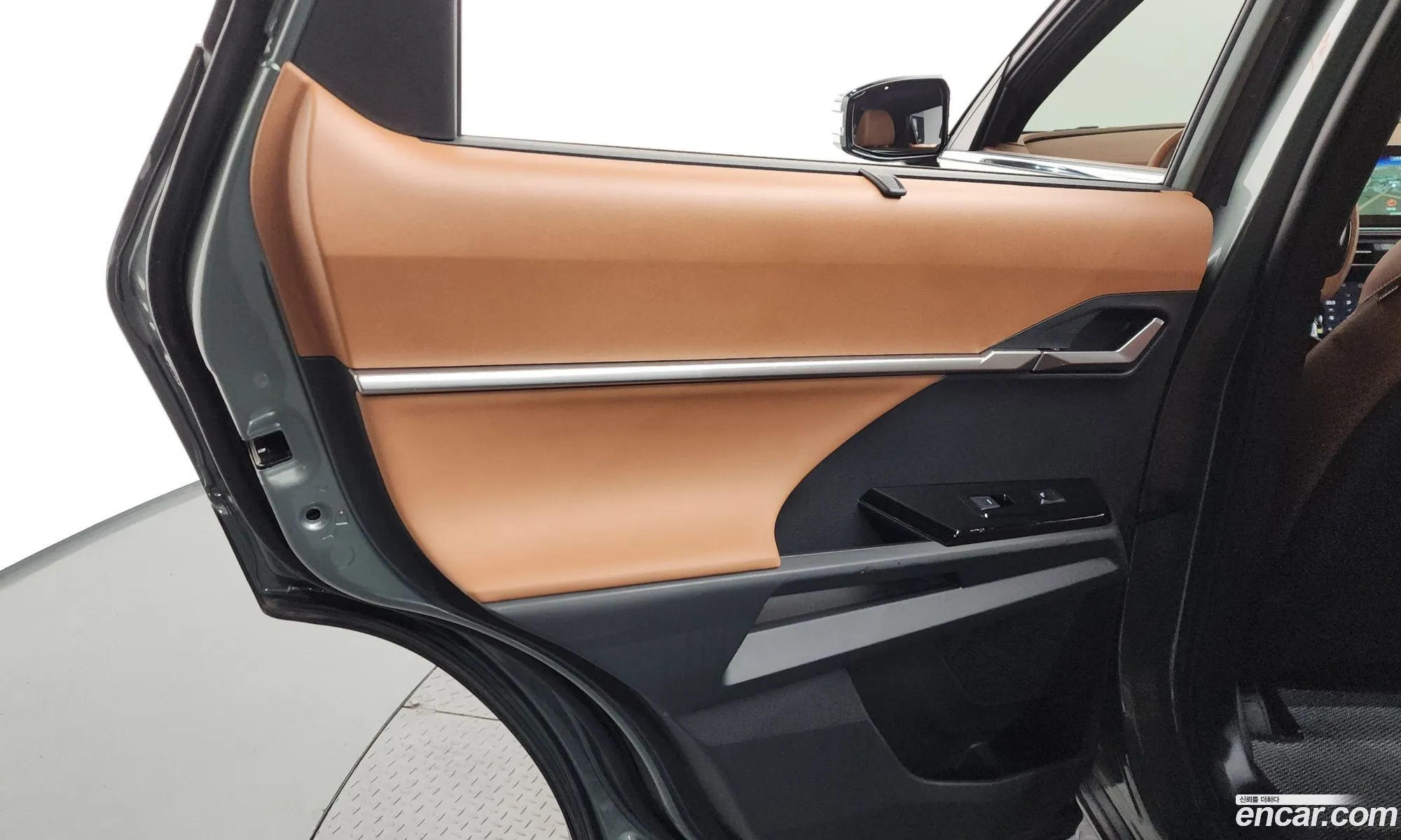 KG Mobility (SsangYong) Torres 2023 — 12