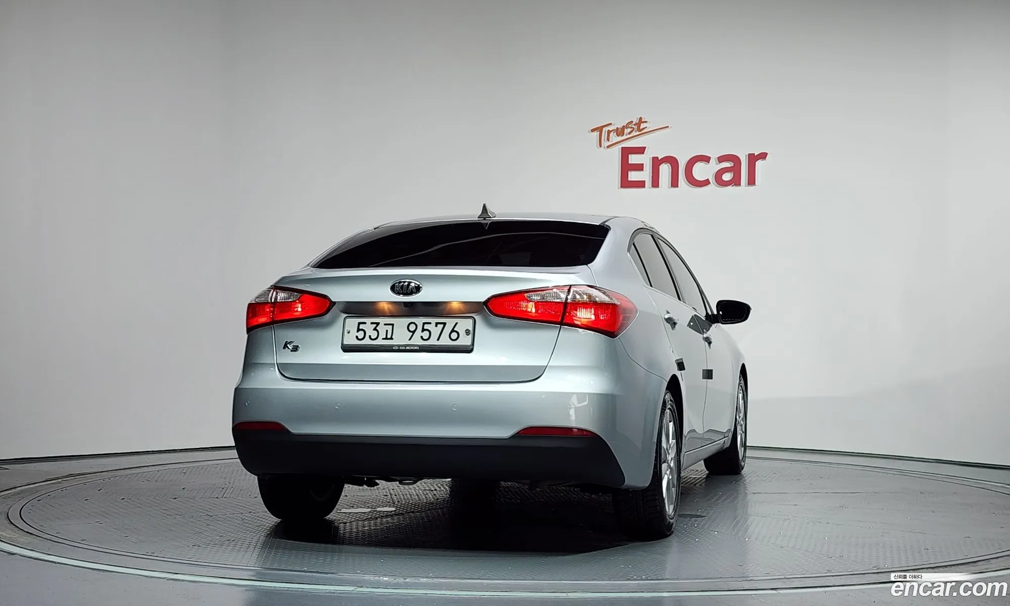 Kia K3 2015 — 10