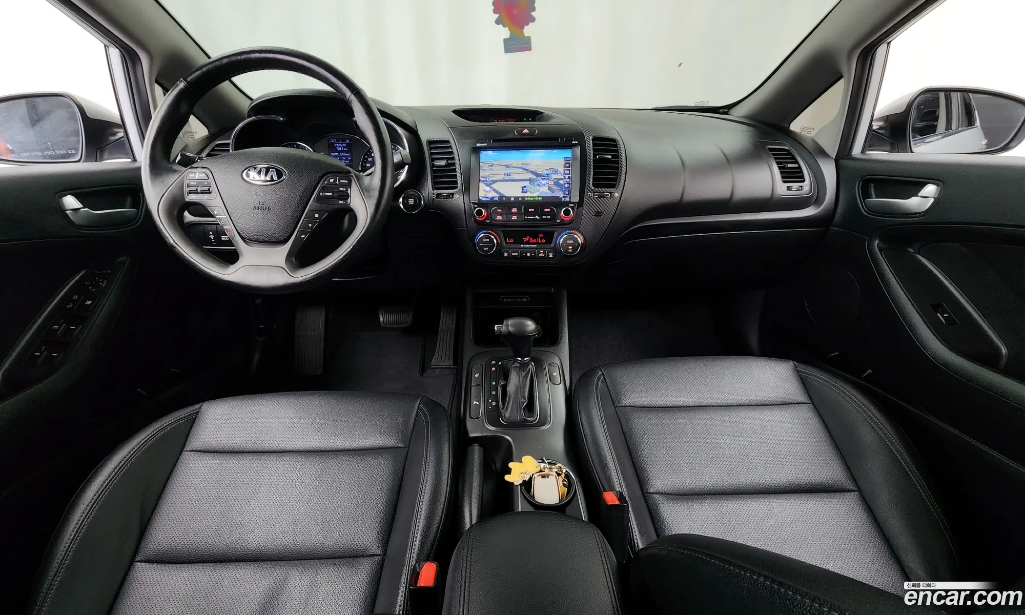 Kia K3 2015 — 22
