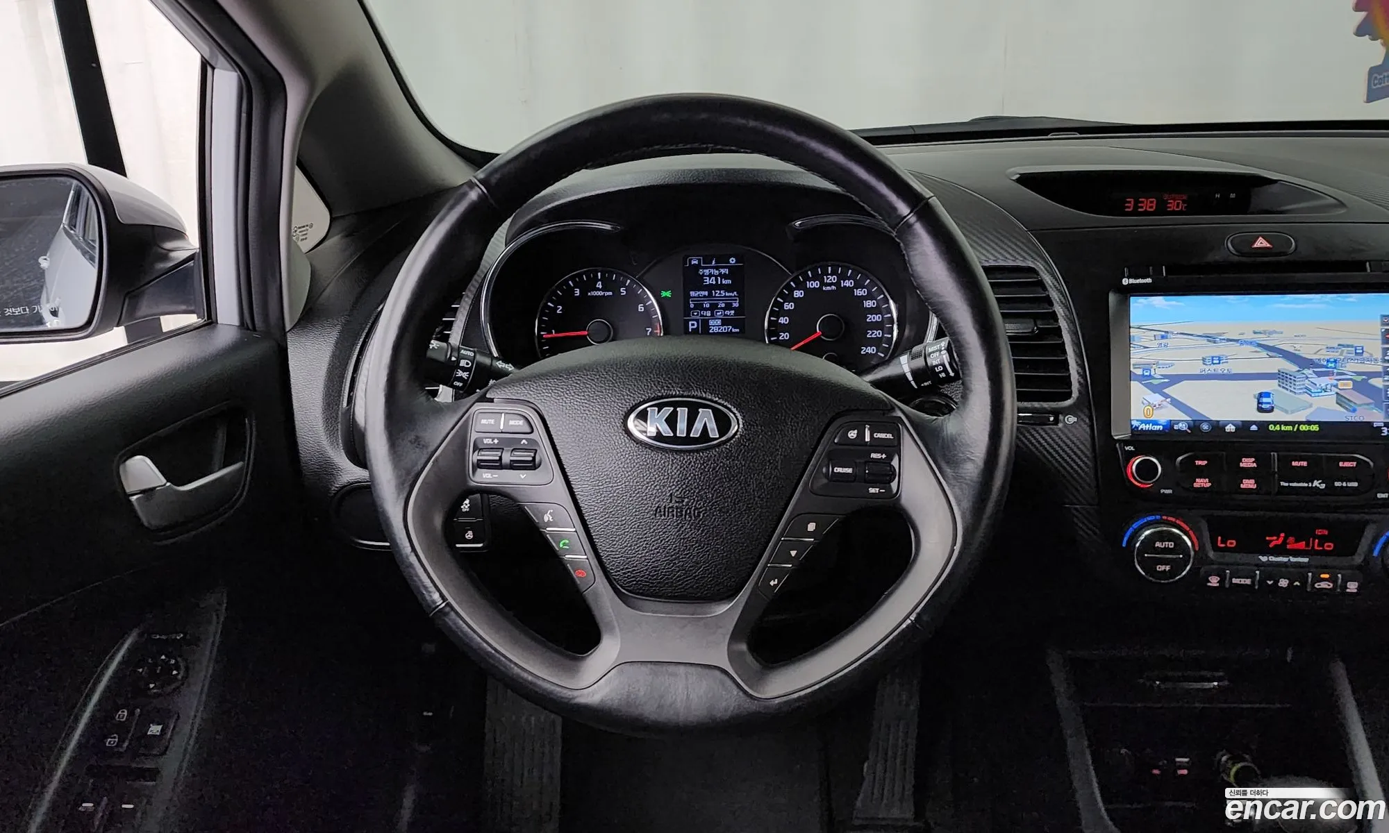 Kia K3 2015 — 5