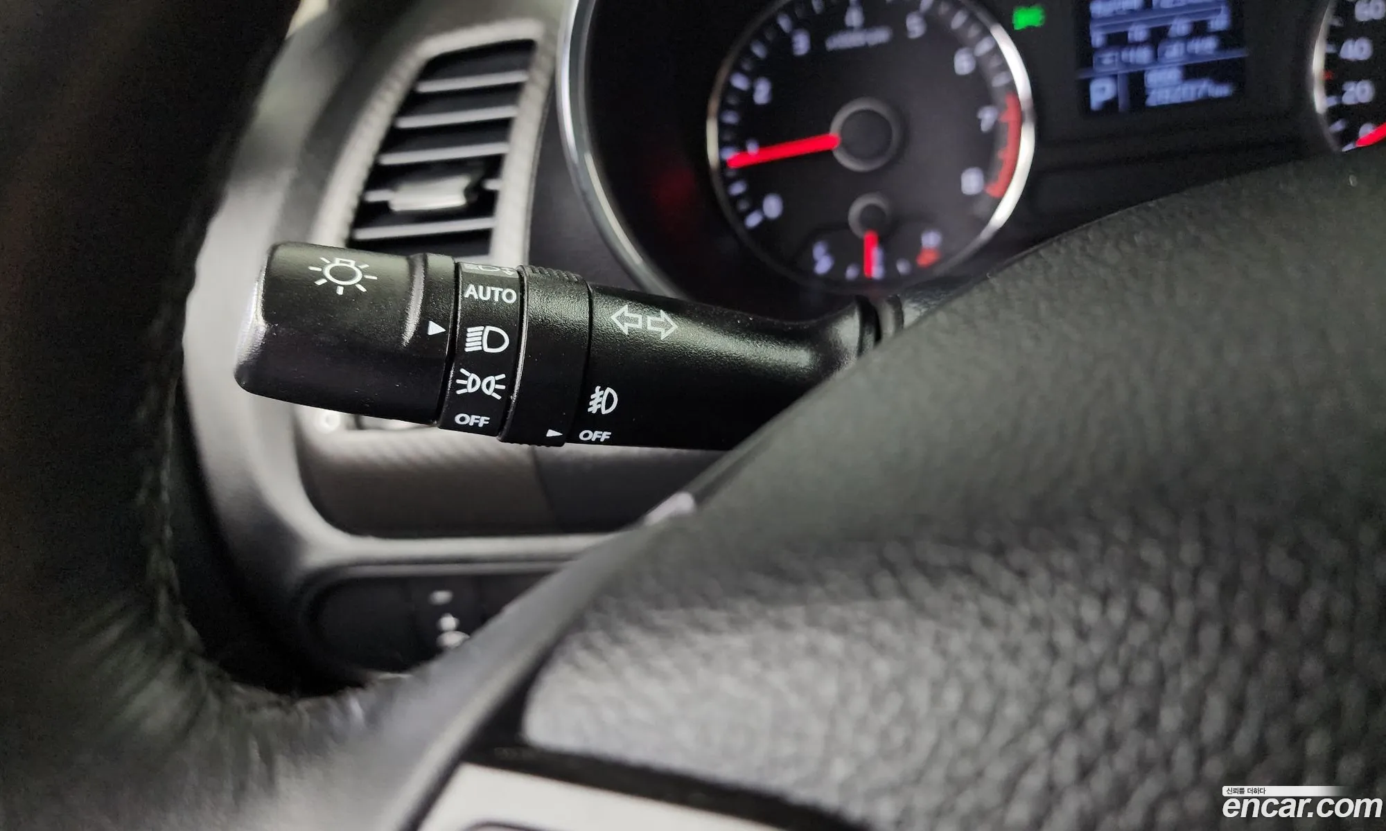 Kia K3 2015 — 29
