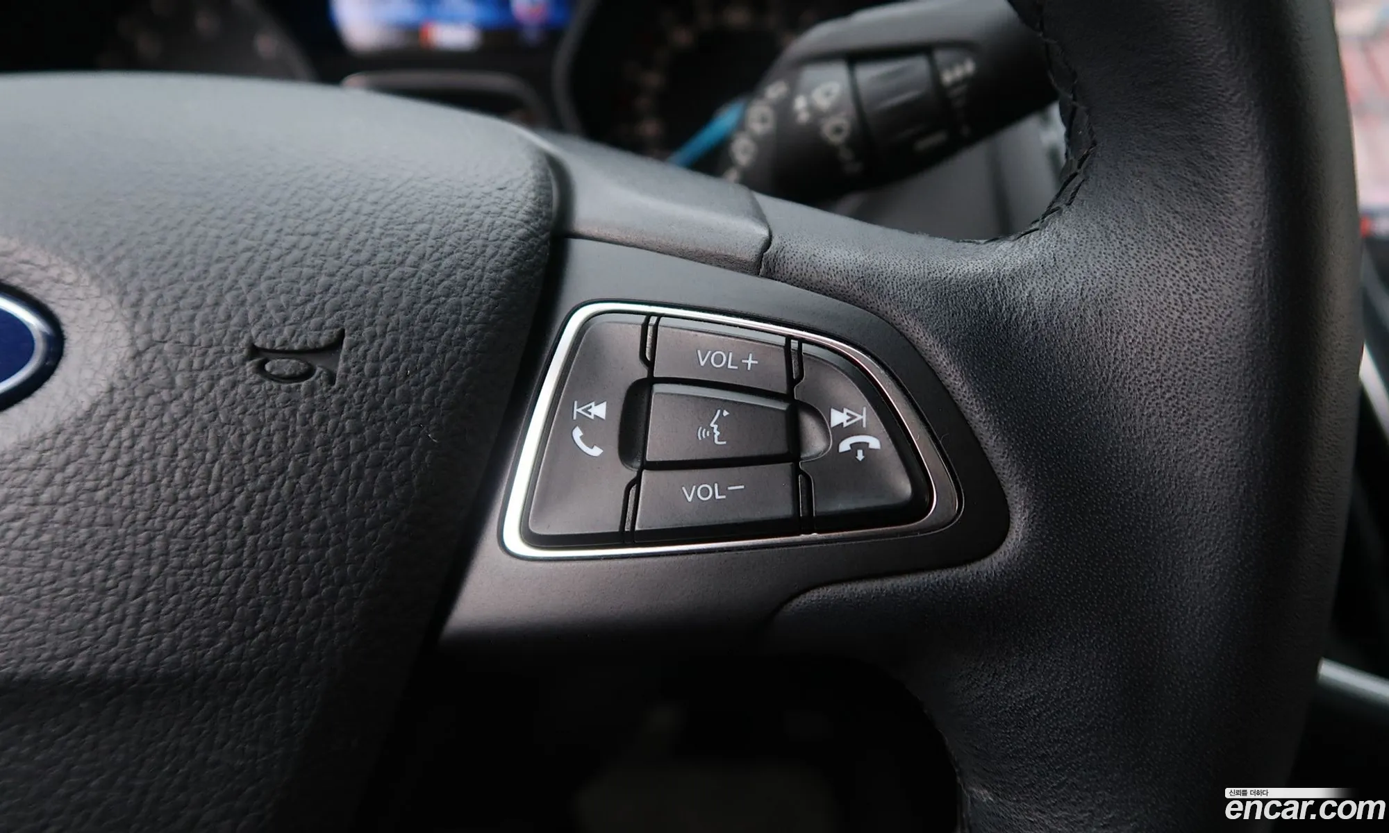 Ford Focus 2016 — 10