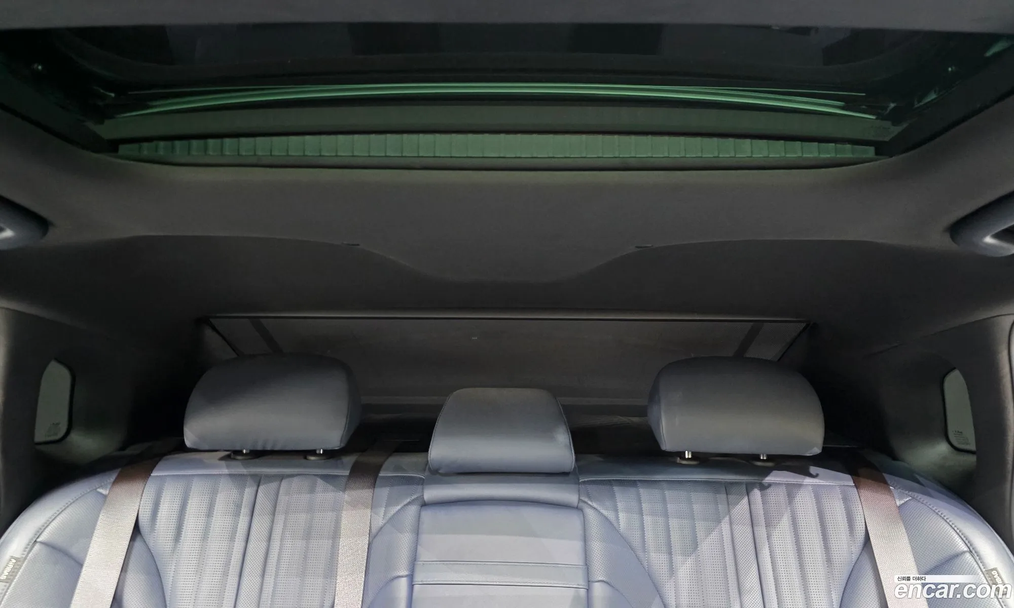 Kia K8 Hybrid 2024 — 8