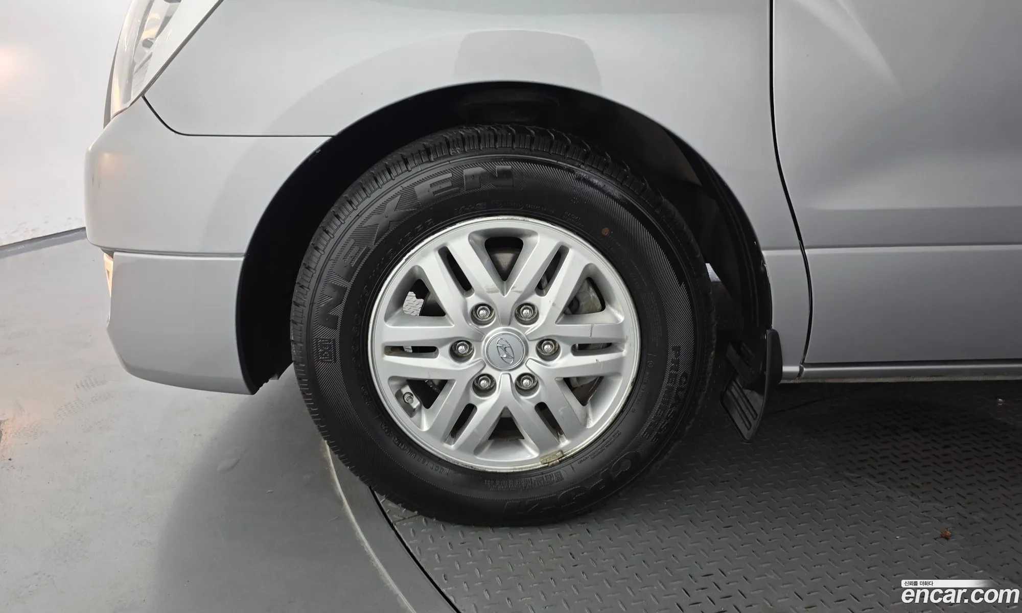 Hyundai Grand Starex 2017 — 3