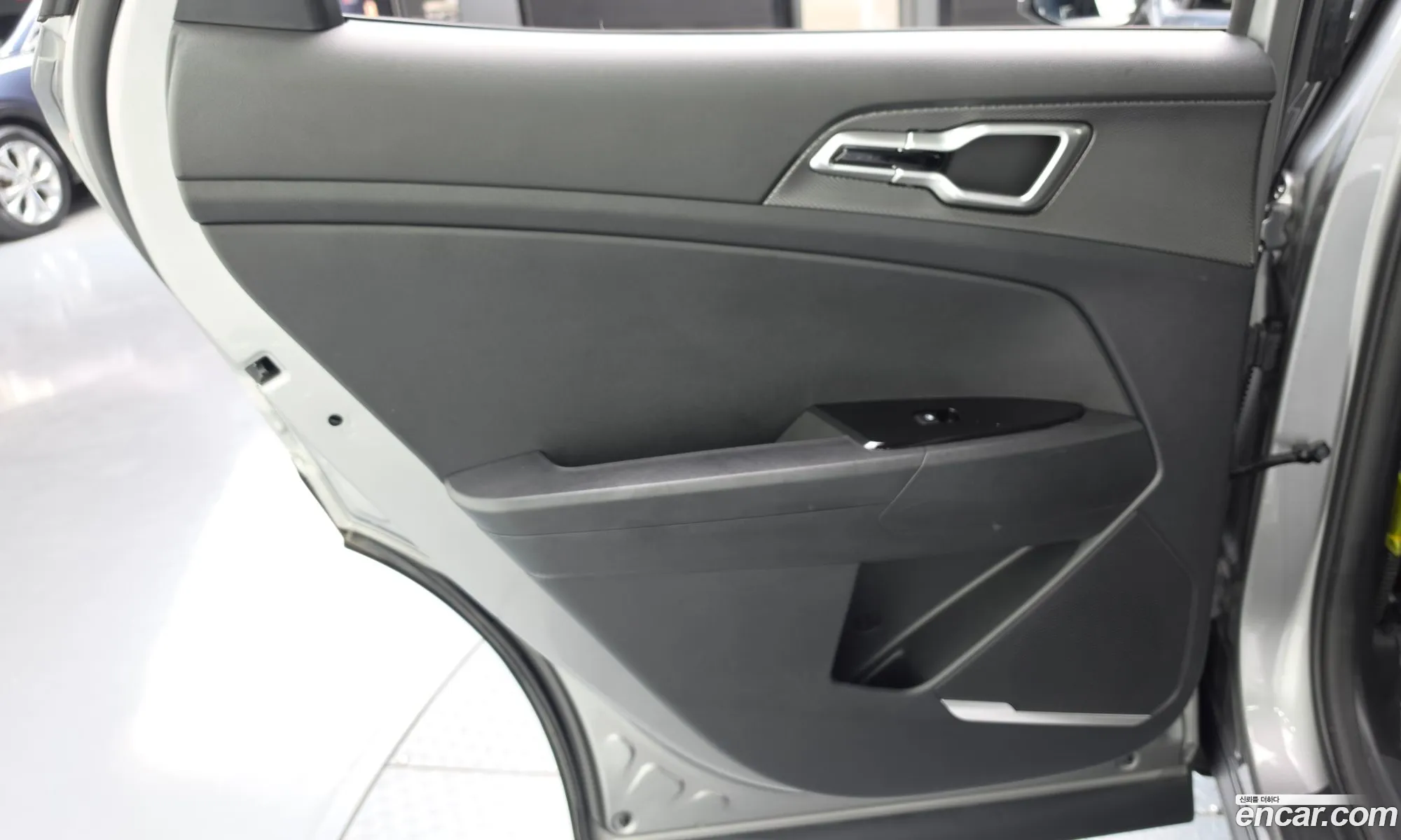 Kia Sportage 2023 KNAPV81CDPK201892 — 25