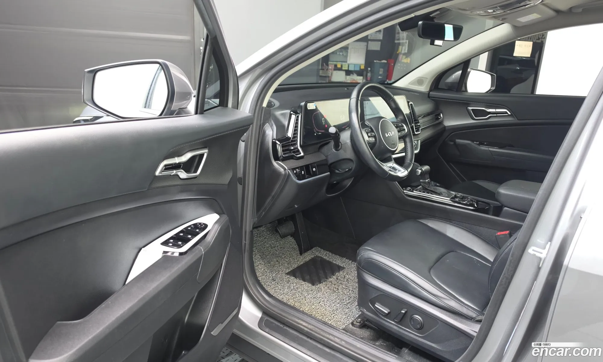 Kia Sportage 2023 KNAPV81CDPK201892 — 29