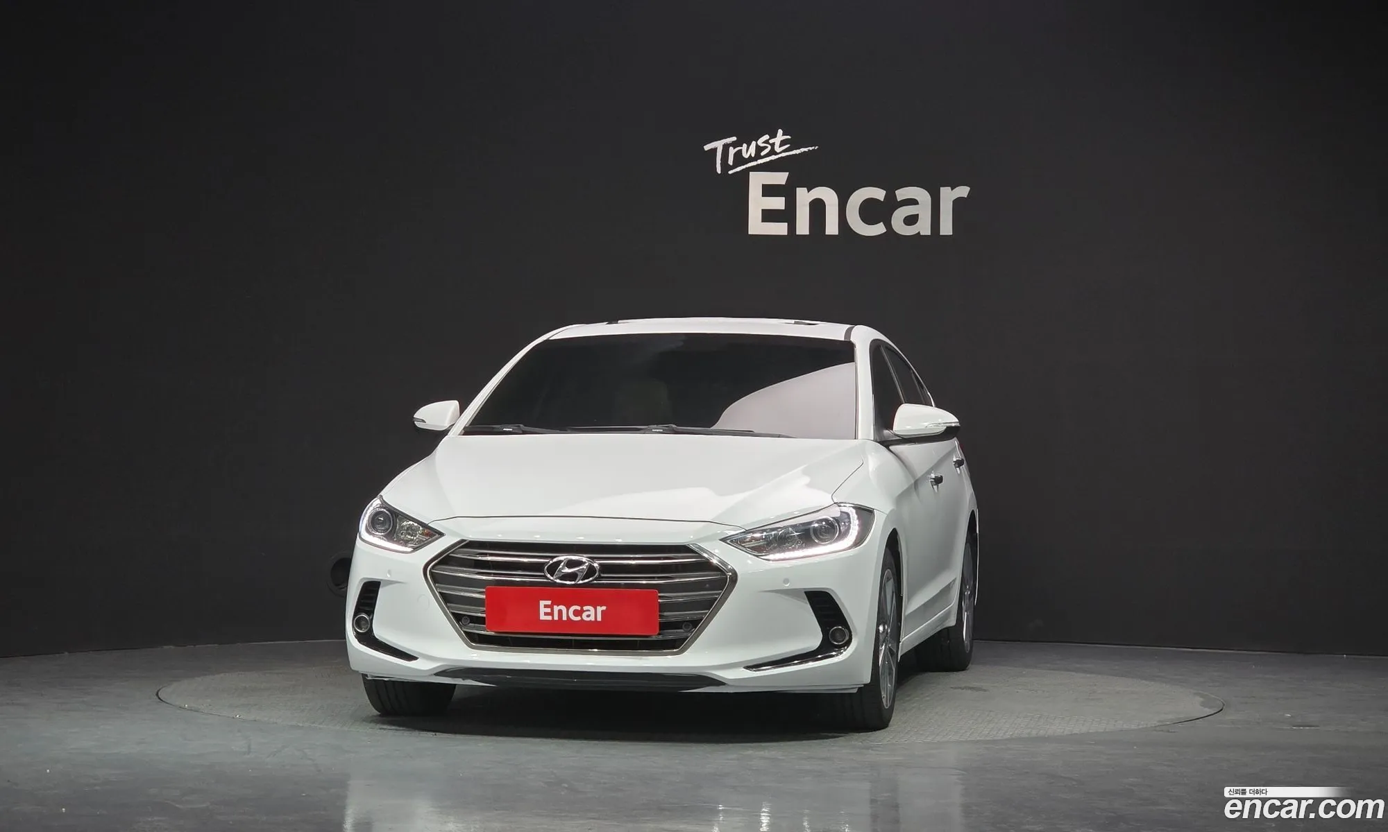 Hyundai Elantra AD 2016 — 17
