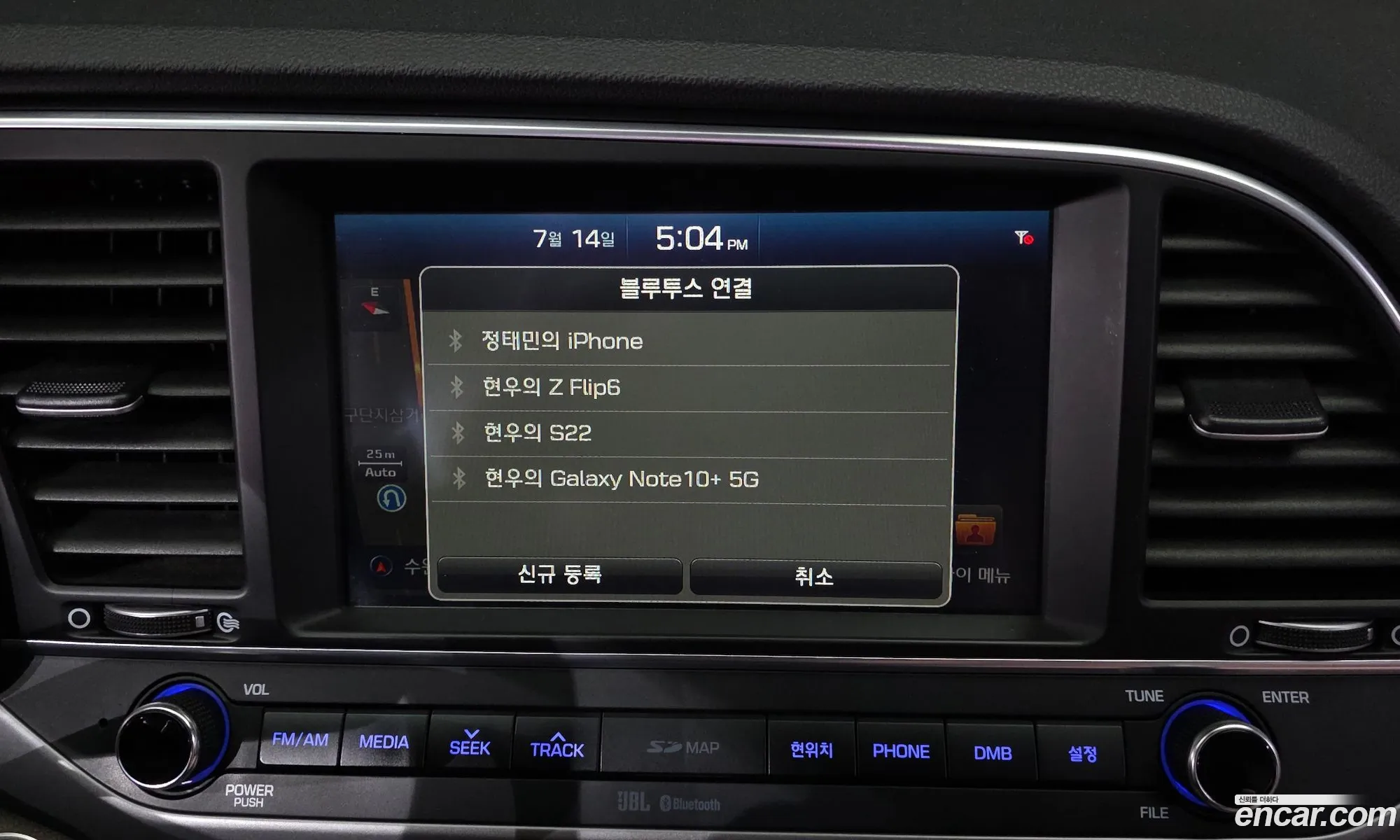 Hyundai Elantra AD 2016 — 16
