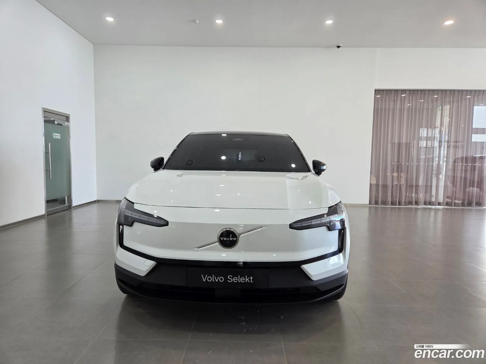 Volvo EX30 2025 — 15