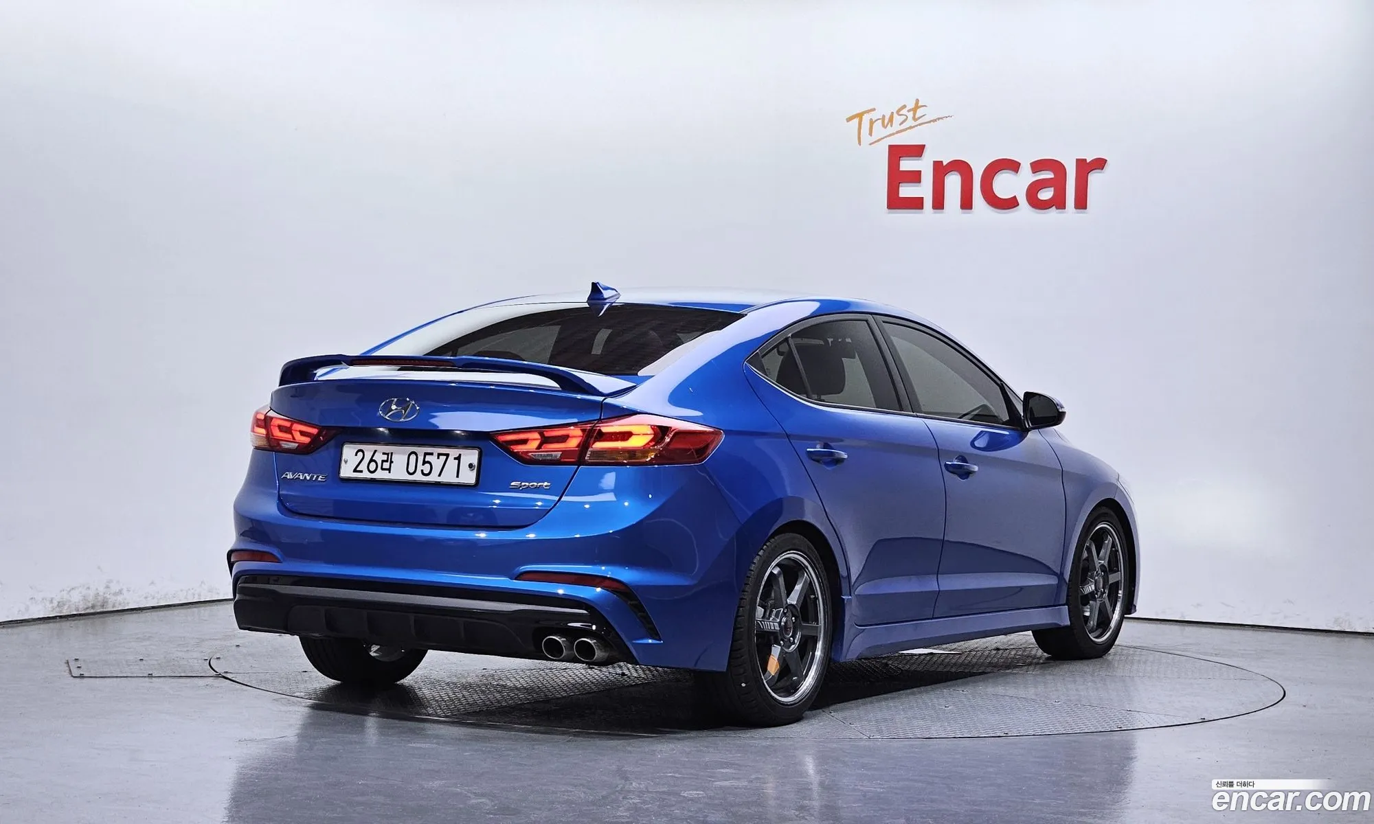 Hyundai Elantra AD 2016 — 23