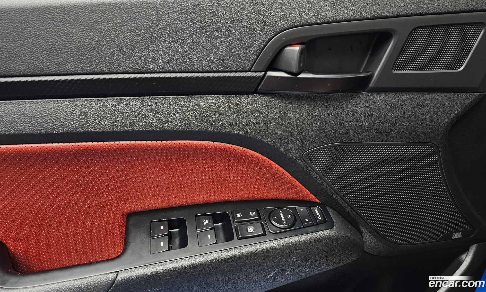 Hyundai Elantra AD 2016 — 25