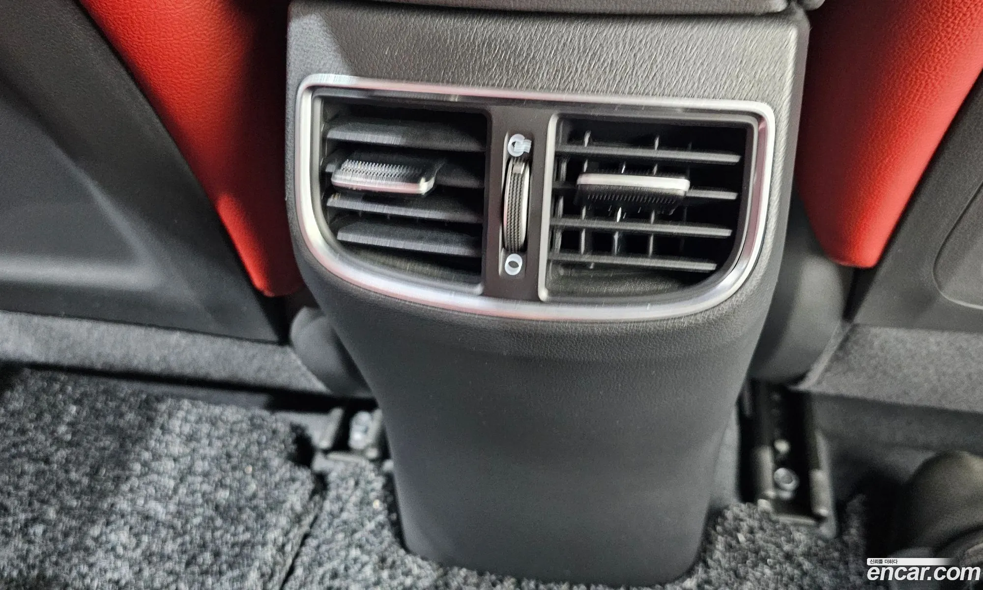 Hyundai Elantra AD 2016 — 24