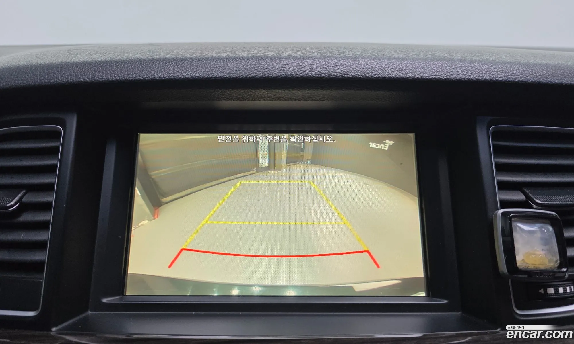 Genesis G80 2016 — 25