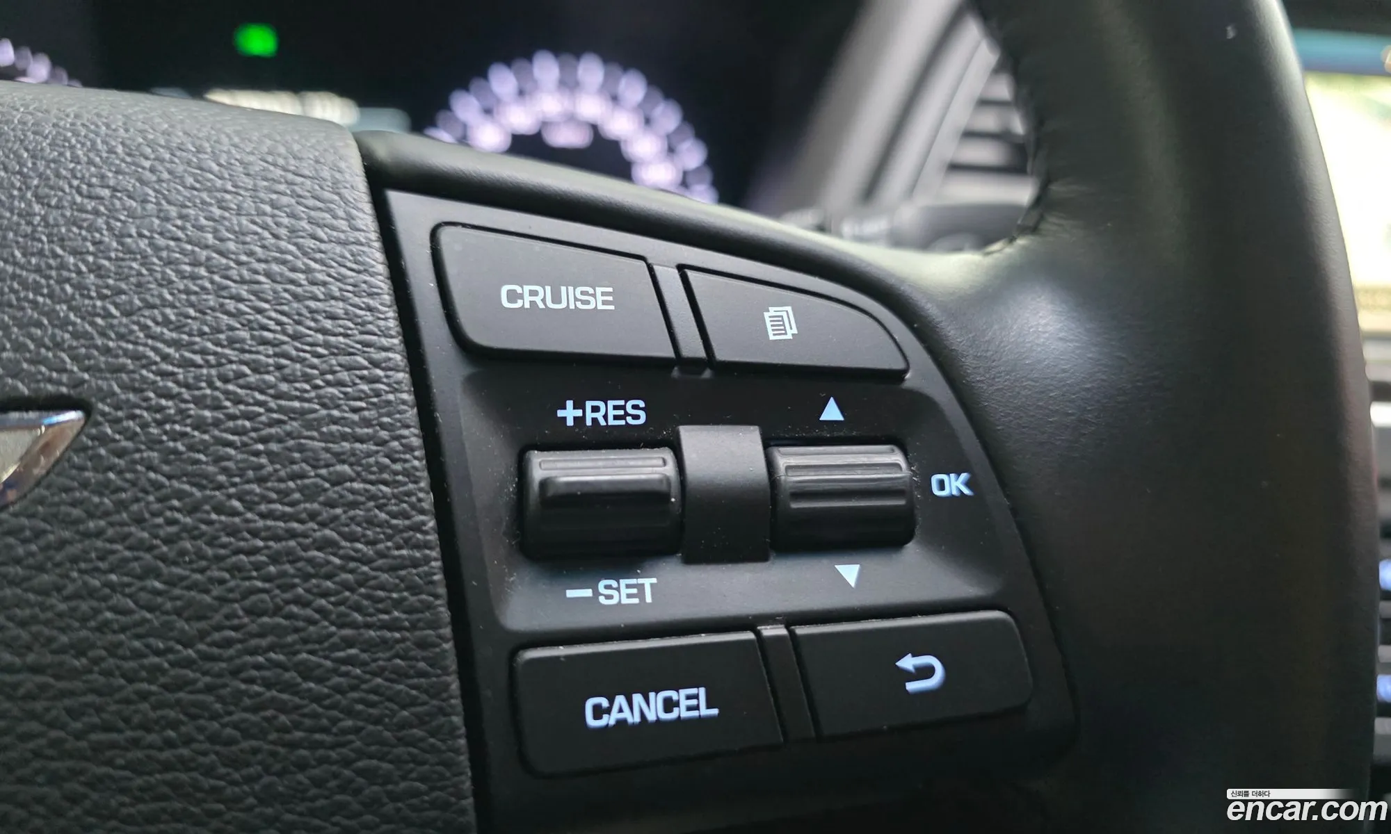 Genesis G80 2016 — 23