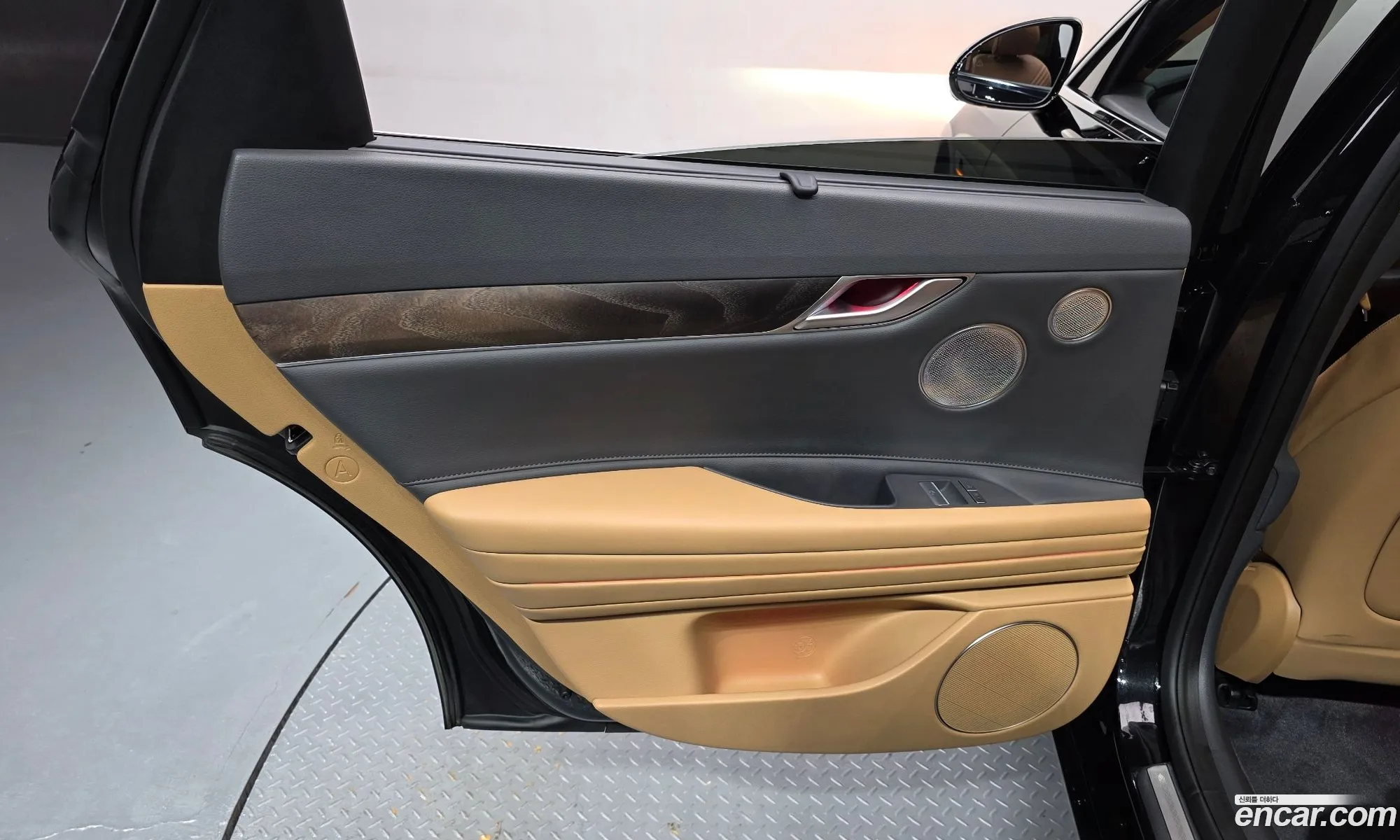 Genesis G80 2023 — 33