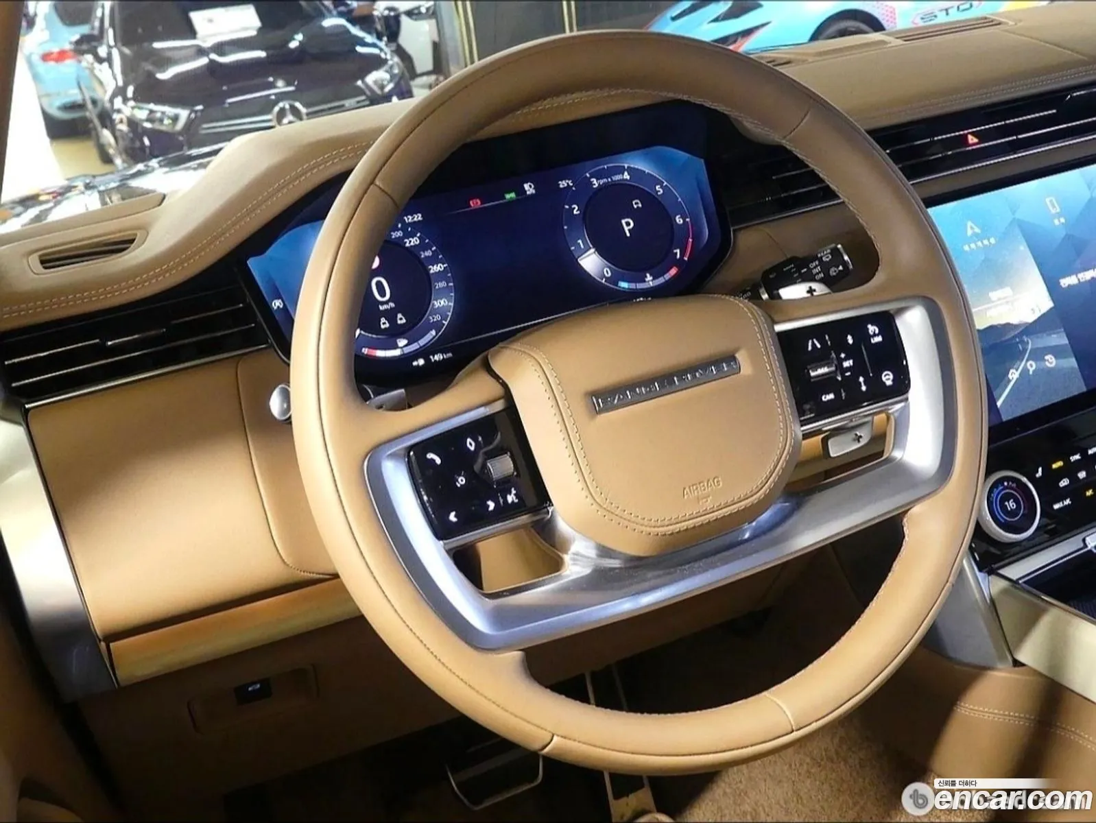 Land Rover Range Rover 2023 — 14