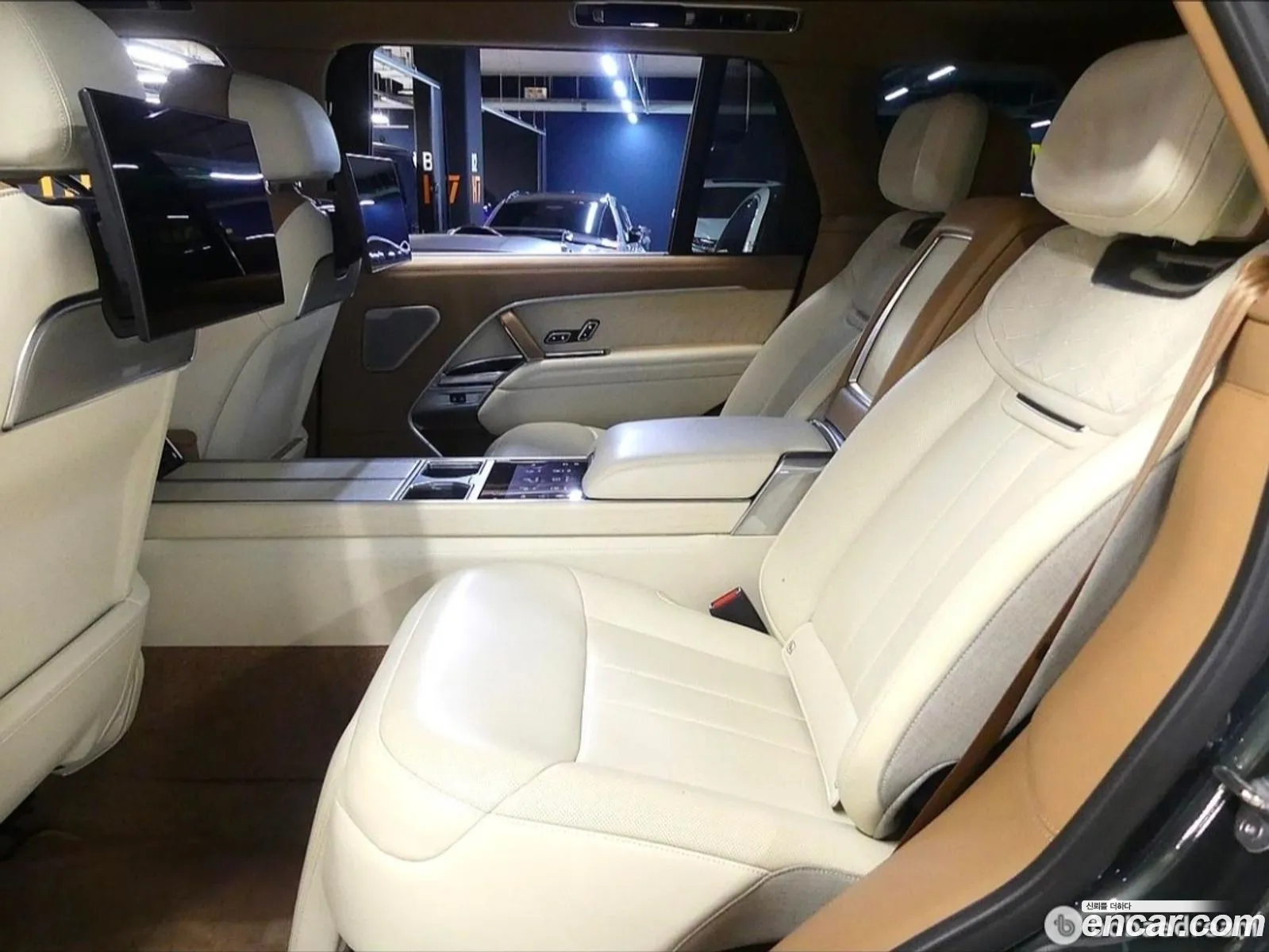 Land Rover Range Rover 2023 — 19