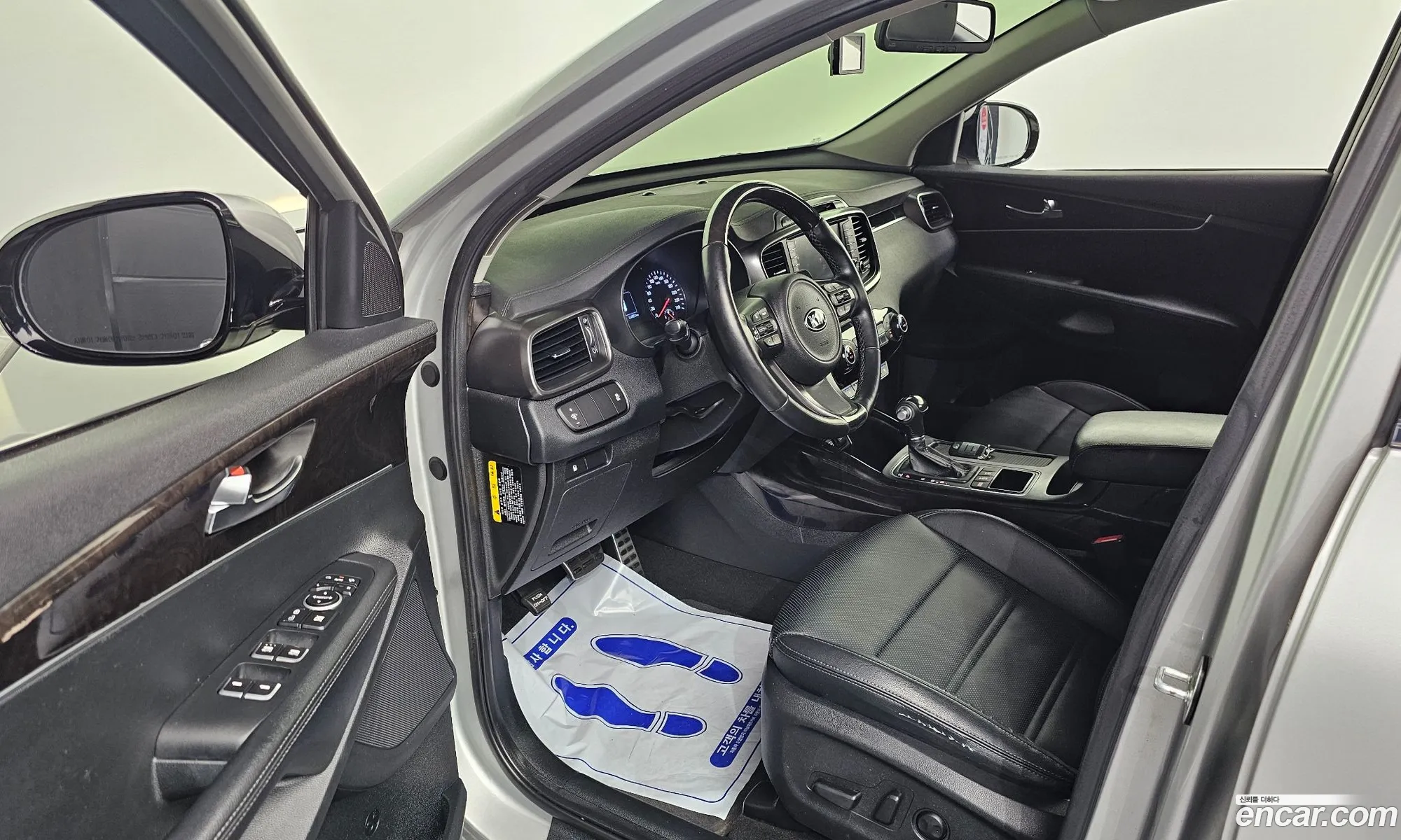 Kia Sorento 2017 KNAPS81BDHA333289 — 12