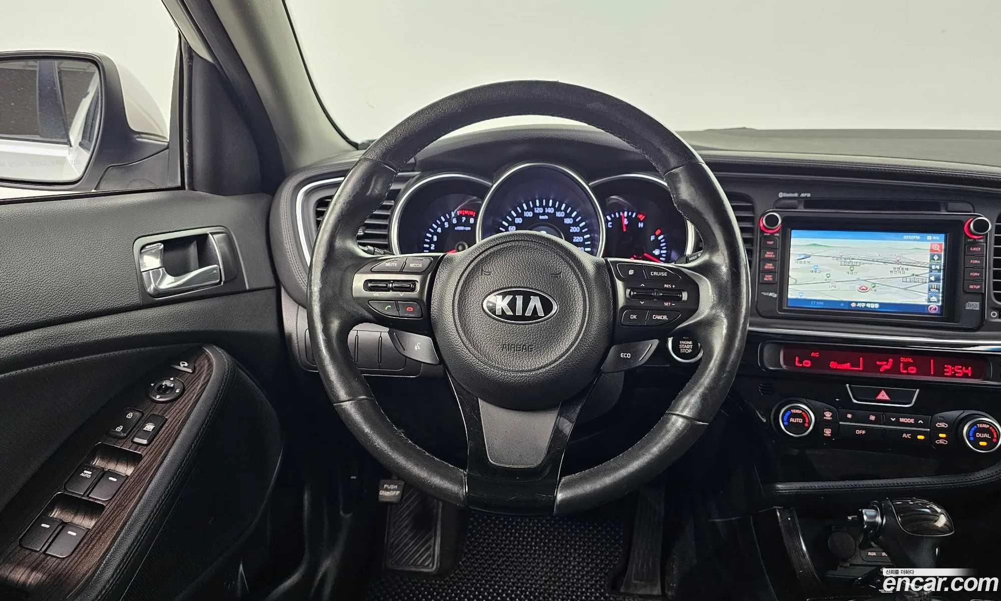 Kia K5 2014 KNAGN418BFA543121 — 26